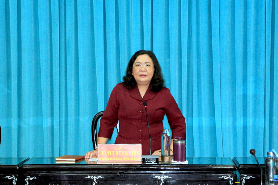 Quyền Bí thư Tỉnh ủy, Chủ tịch HĐND tỉnh Bến Tre - bà Hồ Thị Hoàng Yến. Ảnh: Trương Hùng Quyền Bí thư Tỉnh ủy, Chủ tịch HĐND tỉnh Bến Tre - bà Hồ Thị Hoàng Yến. Ảnh: Trương Hùng