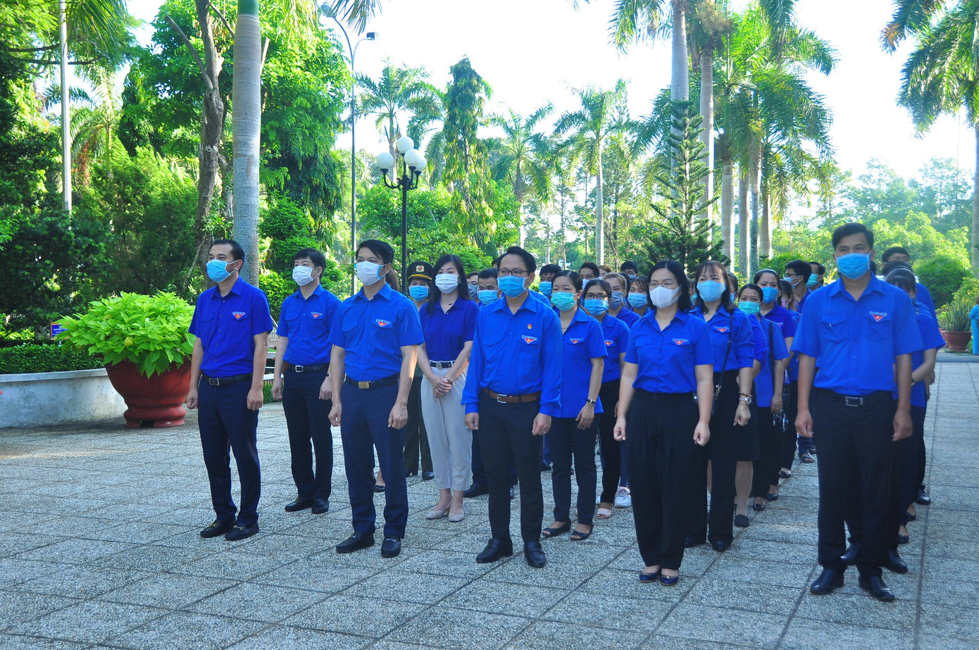 Đáp lại sự quan tâm cao cả đó, thời gian qua mỗi cán bộ, đoàn viên thanh niên Trà Vinh luôn xem hình ảnh của Người, tư tưởng của Người, tấm gương đạo đức, phong cách giản dị, trong sáng mà vĩ đại của Người để học và làm theo; luôn ghi nhớ và quyết tâm đoàn kết phấn đấu thực hiện theo lời dạy của Người đối với thanh niên “khiêm tốn, đoàn kết, thực hành chủ nghĩa tập thể, thương yêu, giúp đỡ lẫn nhau….”;“Phải không sợ khổ, không sợ khó, thực hiện đâu cần thanh niên có, việc gì khó có thanh niên”.