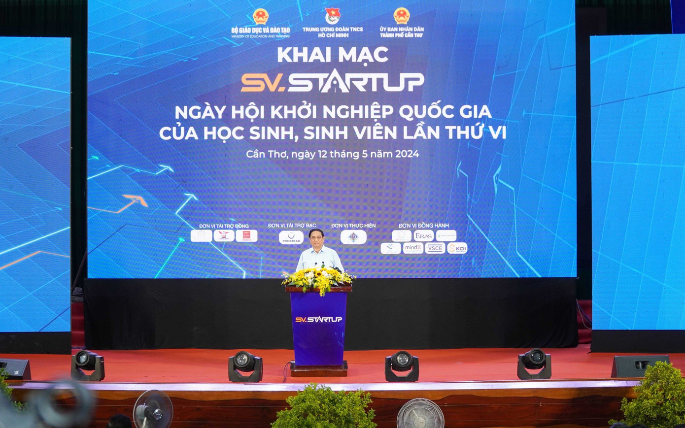 Thủ tướng phát biểu khai mạc.