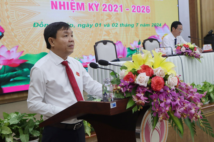 Chủ tịch HĐND tỉnh Đồng Tháp Phan Văn Thắng phát biểu khai mạc kỳ họp. Ảnh: V. Tiến Chủ tịch HĐND tỉnh Đồng Tháp Phan Văn Thắng phát biểu khai mạc kỳ họp. Ảnh: V. Tiến