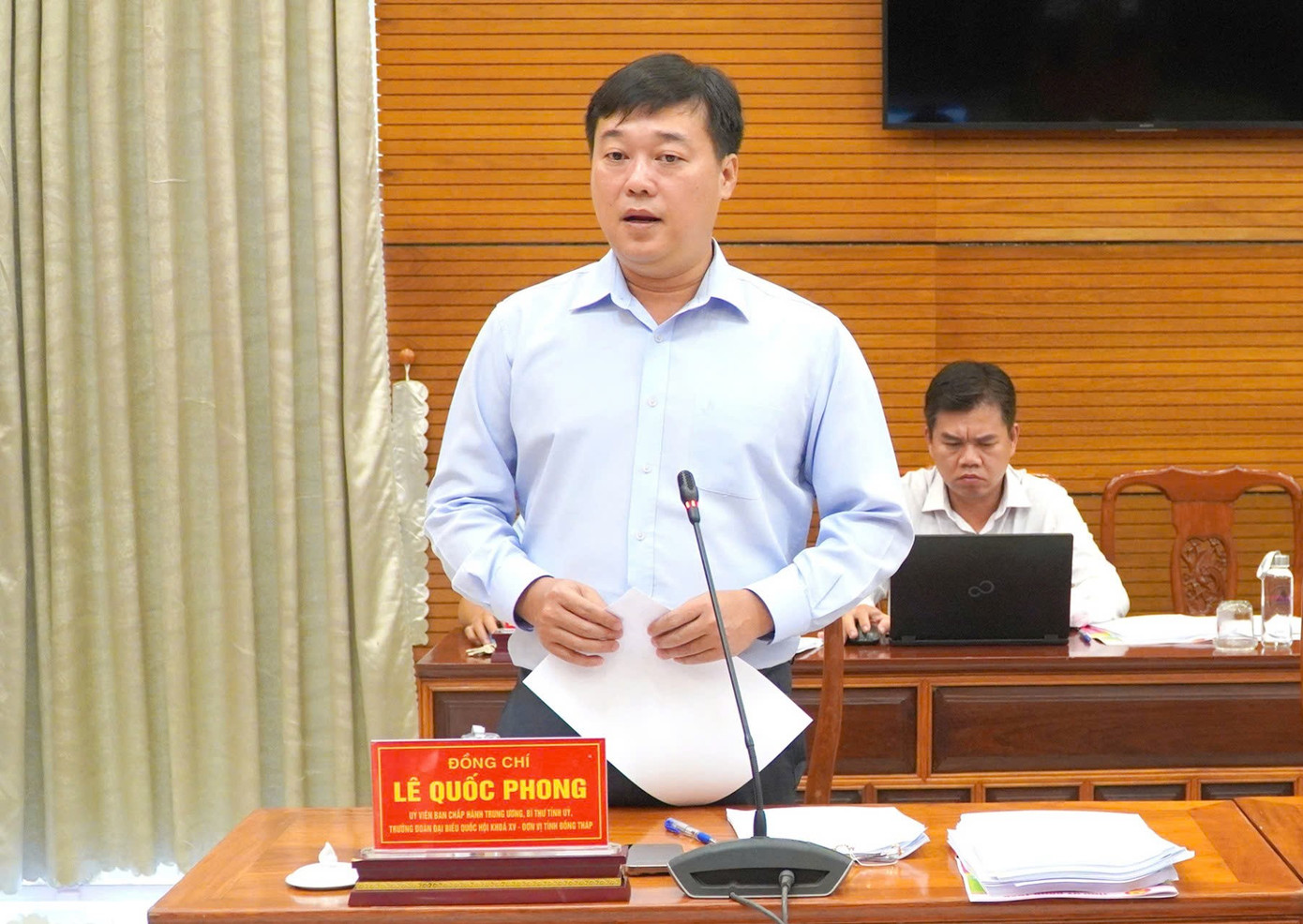 Ông Lê Quốc Phong - Bí thư Tỉnh ủy Đồng Tháp phát biểu tại buổi làm việc.