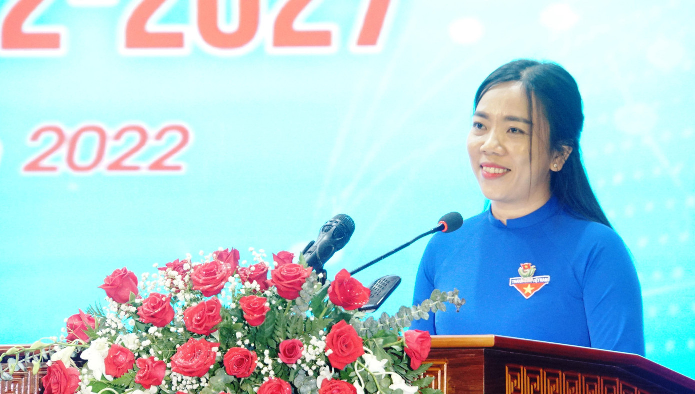 Chị Triệu Thị Ngọc Diễm, Bí thư Tỉnh Đoàn Sóc Trăng phát biểu. Ảnh: Hòa Hội