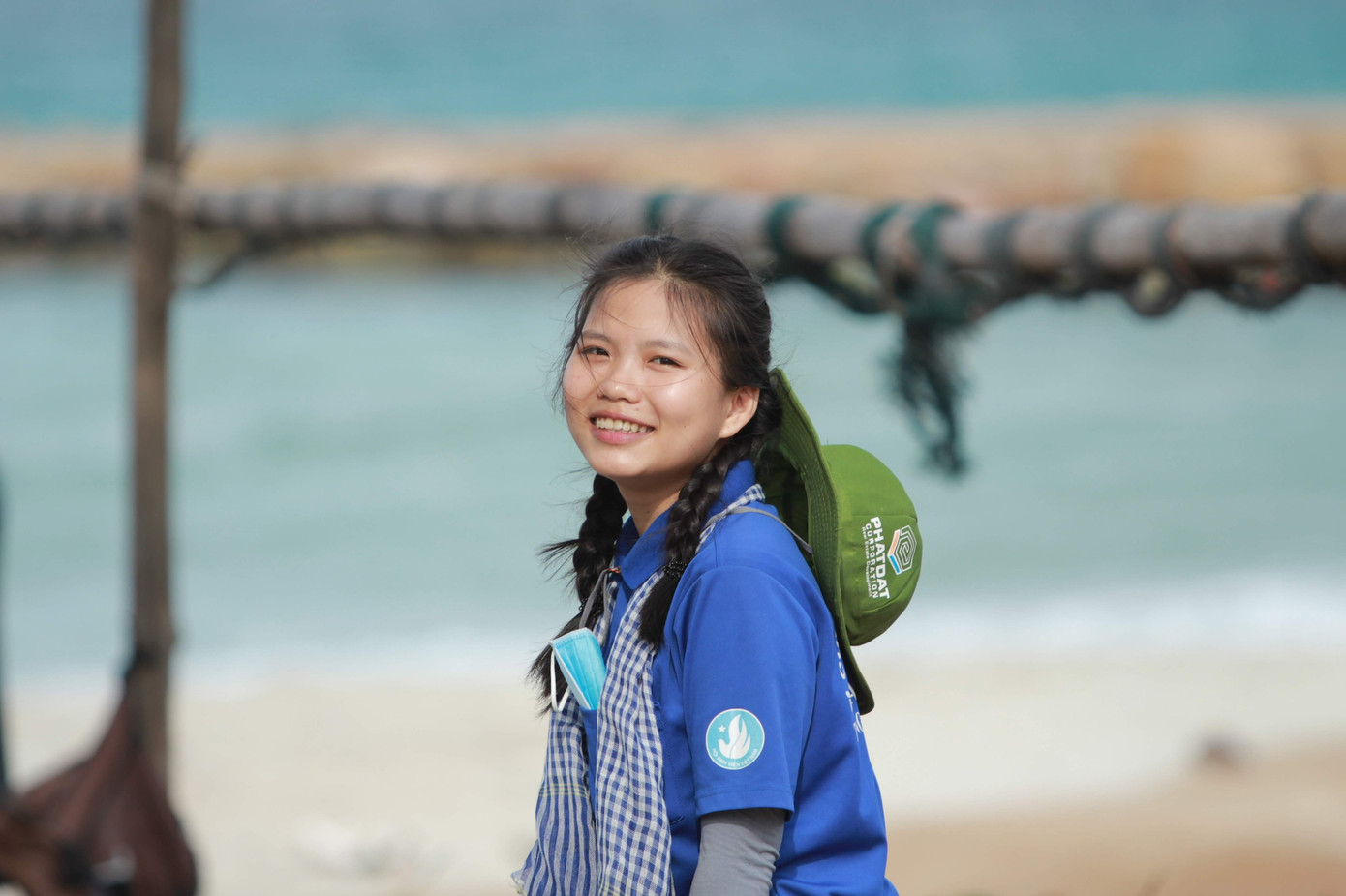 Chị Việt trong màu áo tình nguyện.