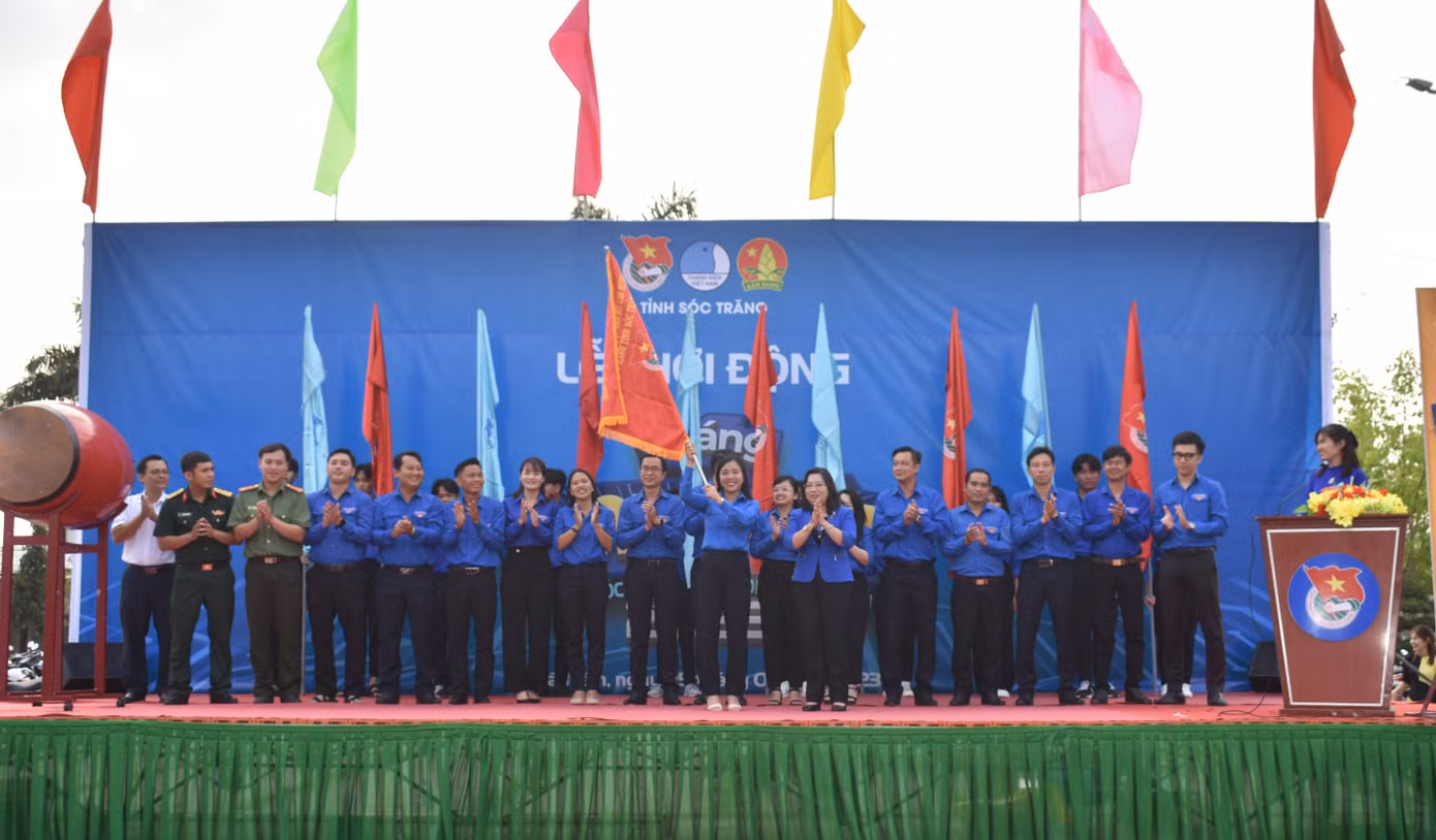 Tỉnh Đoàn Sóc Trăng khởi động Tháng thanh niên 2023. Ảnh: TĐ ST