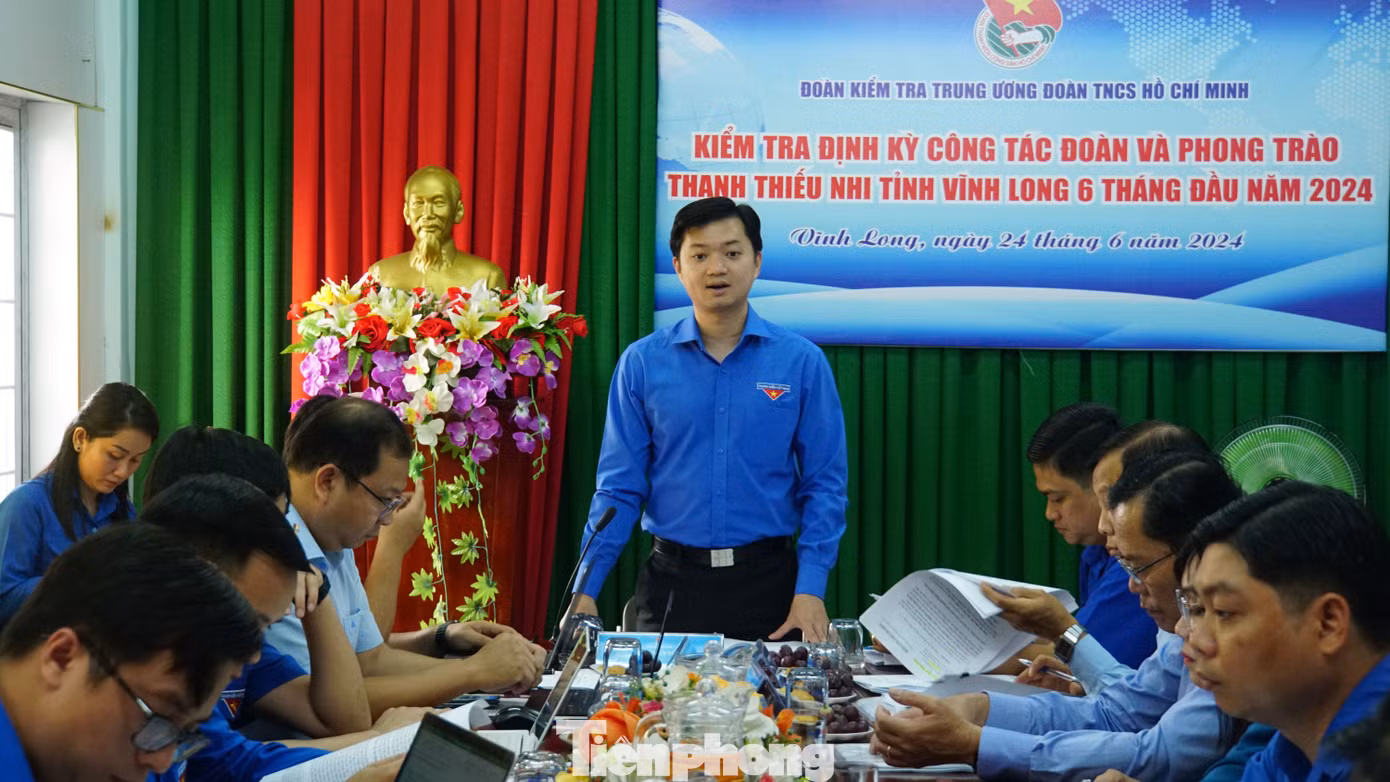Anh Nguyễn Minh Triết - Bí thư Trung ương Đoàn, Chủ tịch Trung ương Hội Sinh viên Việt Nam phát biểu. Ảnh: Hòa Hội
