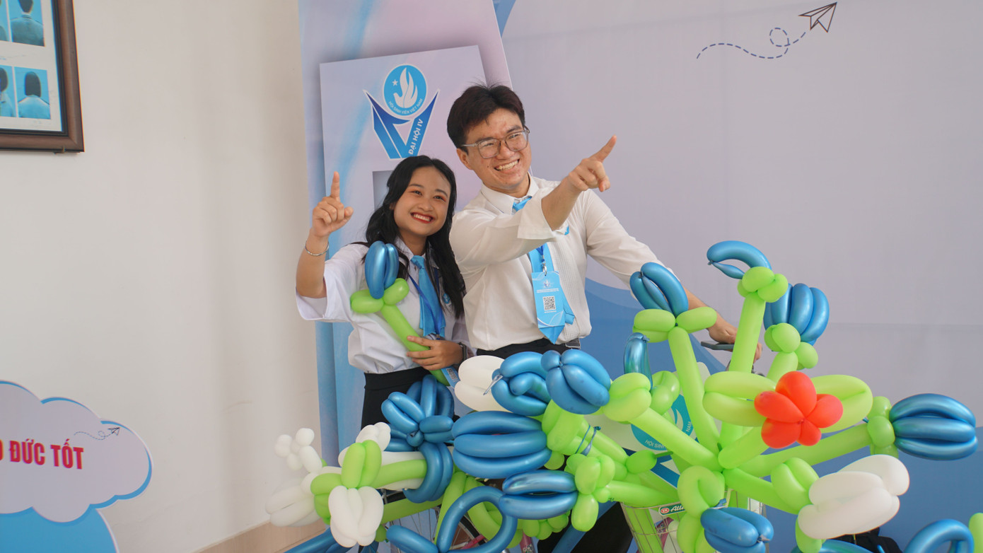 Các đại biểu chụp ảnh kỷ niệm. Ảnh: Hòa Hội Các đại biểu chụp ảnh kỷ niệm. Ảnh: Hòa Hội