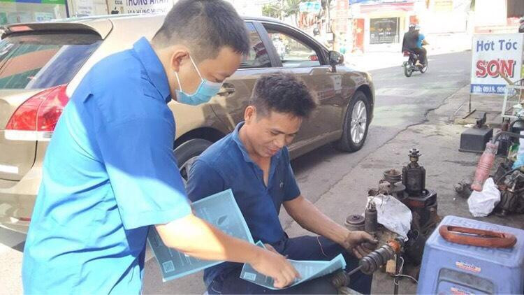 Giai đoạn 3 (từ 01/6 đến 30/6/2021): Rà soát lại những hộ gia đình và người dân chưa thực hiện cài đặt ứng dụng Bluezone để hỗ trợ; Đánh giá kết quả thực hiện, rút kinh nghiệm và đề ra những biện pháp cho giai đoạn tiếp theo. Giai đoạn 3 (từ 01/6 đến 30/6/2021): Rà soát lại những hộ gia đình và người dân chưa thực hiện cài đặt ứng dụng Bluezone để hỗ trợ; Đánh giá kết quả thực hiện, rút kinh nghiệm và đề ra những biện pháp cho giai đoạn tiếp theo.