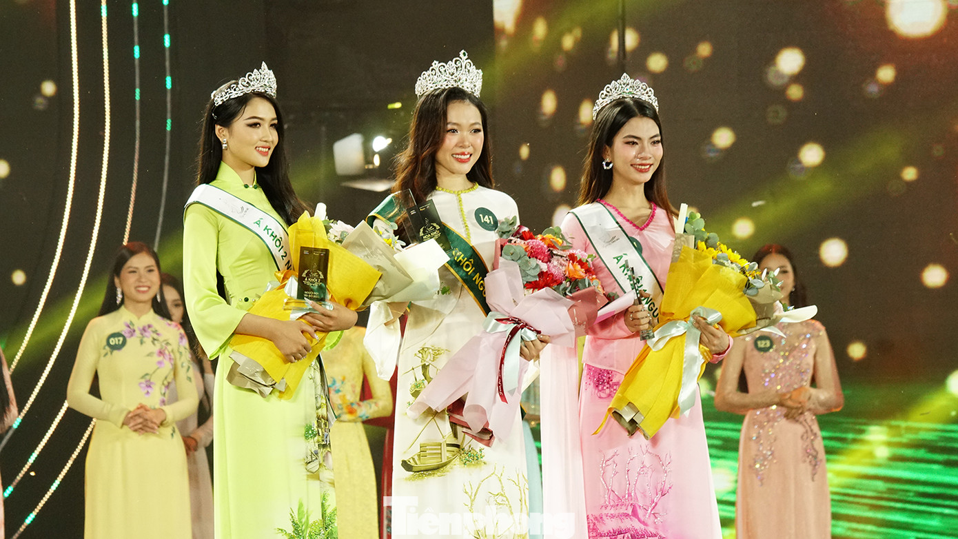 Top 3 cuộc thi Người đẹp Tây Đô 2023. Ảnh: Hòa Hội.