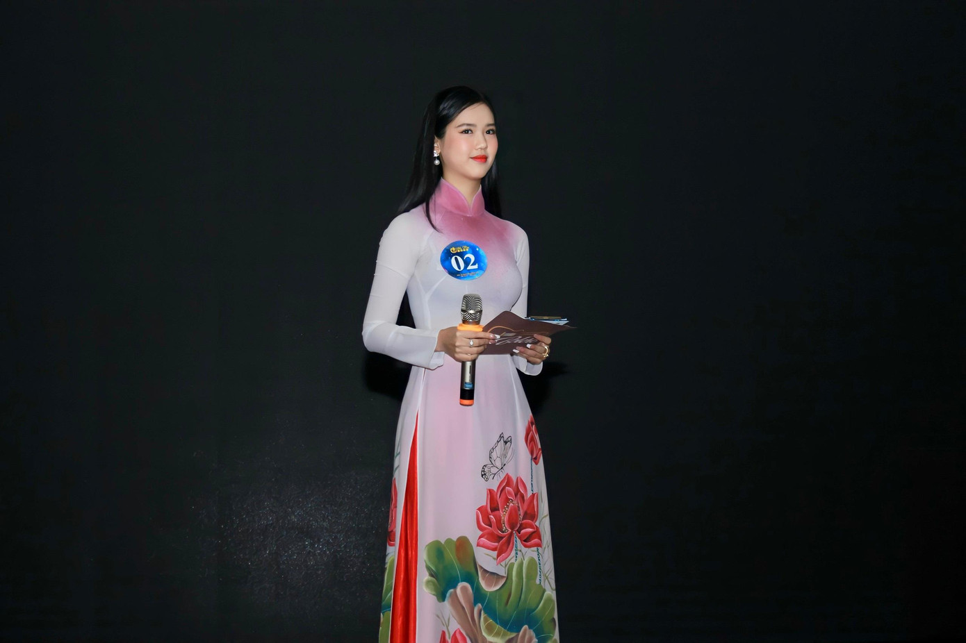 Mỹ Phụng cho biết, tham gia cuộc thi vì muốn phát huy điểm mạnh của bản thân, đồng thời học hỏi những kinh nghiệm quý giá từ những anh chị đi trước để hiểu hơn về quá trình trở thành một MC (dẫn chương trình), muốn chinh phục danh hiệu quán quân để có dấu ấn riêng của tuổi thanh xuân thêm rực rỡ. Mỹ Phụng cho biết, tham gia cuộc thi vì muốn phát huy điểm mạnh của bản thân, đồng thời học hỏi những kinh nghiệm quý giá từ những anh chị đi trước để hiểu hơn về quá trình trở thành một MC (dẫn chương trình), muốn chinh phục danh hiệu quán quân để có dấu ấn riêng của tuổi thanh xuân thêm rực rỡ.