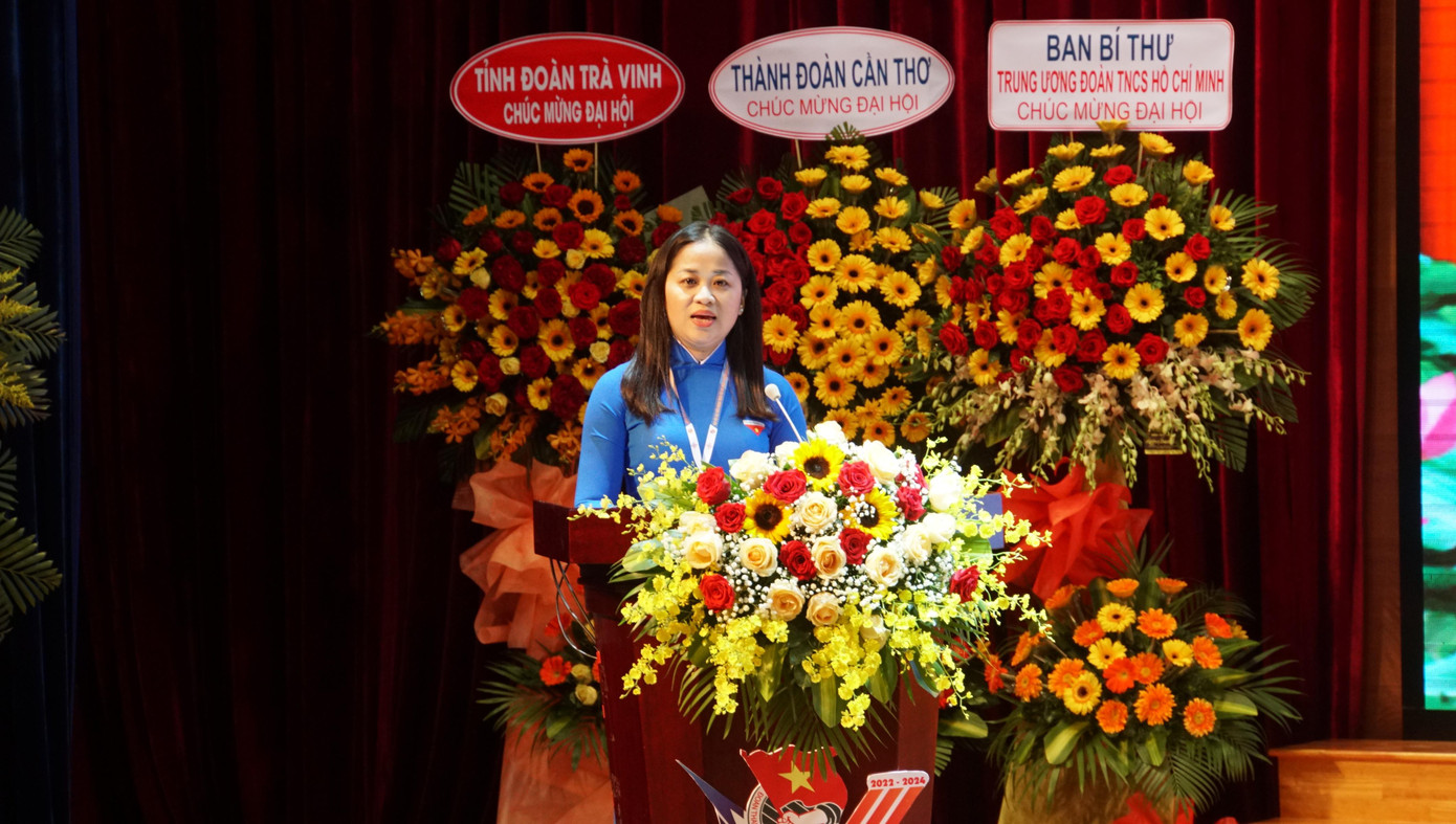 Chị Lư Ngọc Anh, Bí thư Thành đoàn Cần Thơ phát biểu