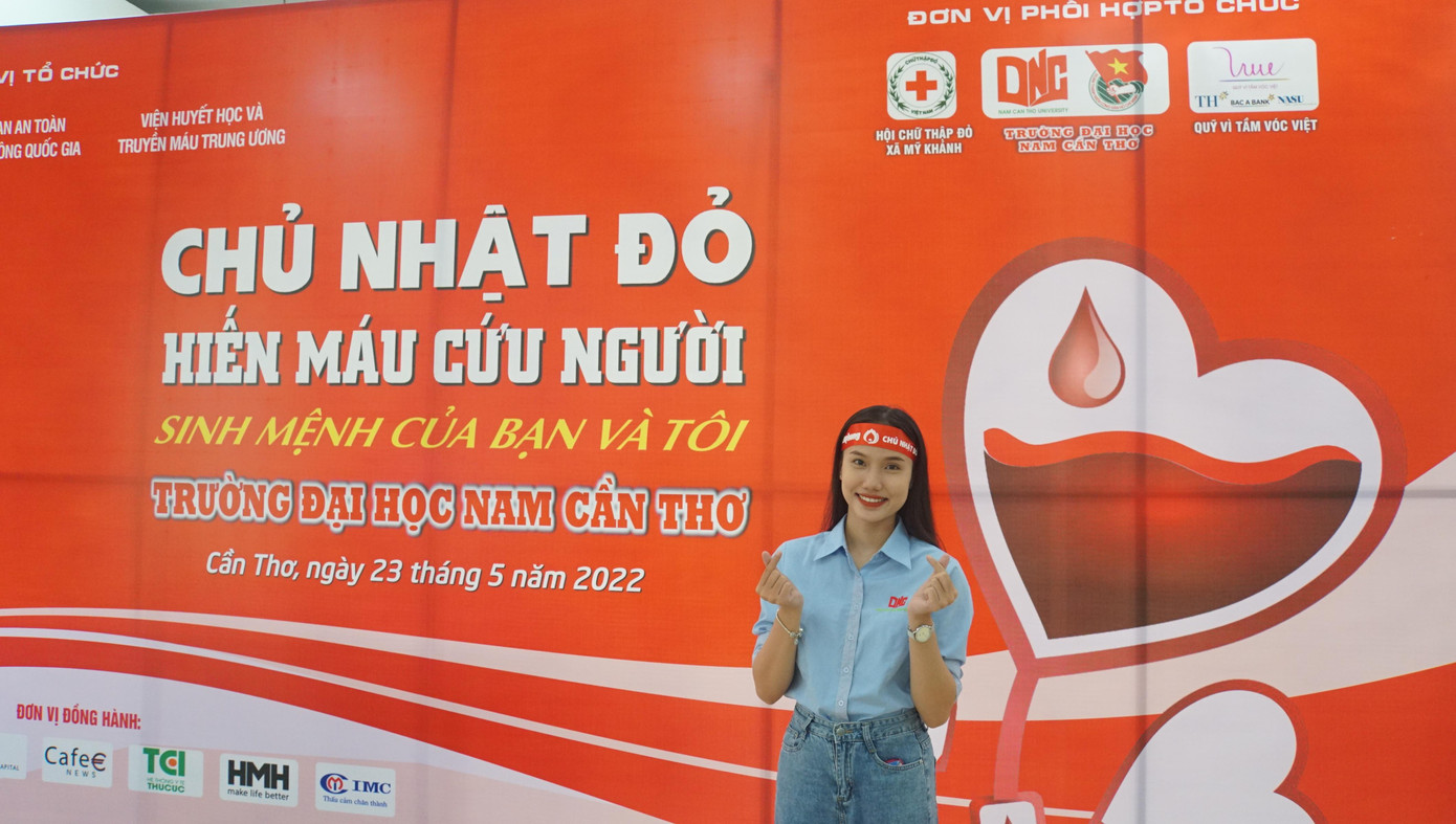 Á khôi 4 Lê Thị Kim Hậu chia sẻ: “Hoạt động này vô cùng ý nghĩa và nhân văn nên cần duy trì và lan tỏa để nhiều người tham gia, qua đó có thêm nhiều sự sống, niềm vui và hạnh phúc." Á khôi 4 Lê Thị Kim Hậu chia sẻ: “Hoạt động này vô cùng ý nghĩa và nhân văn nên cần duy trì và lan tỏa để nhiều người tham gia, qua đó có thêm nhiều sự sống, niềm vui và hạnh phúc."