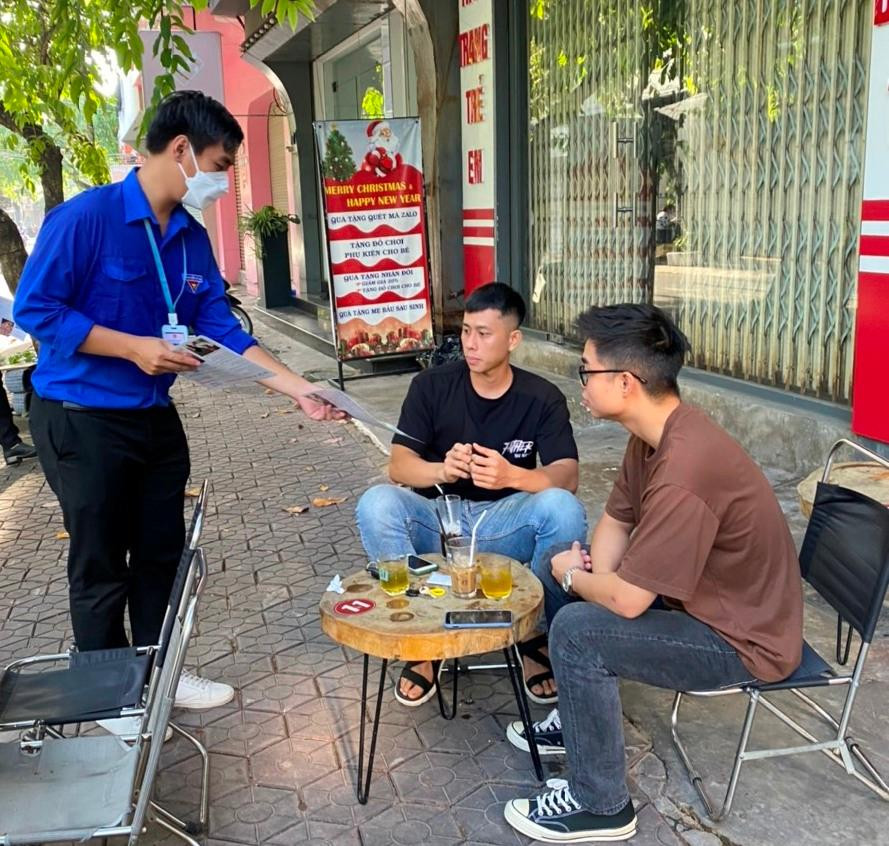 ĐVTN tuyên truyền phòng chống ma túy cho thanh niên ĐVTN tuyên truyền phòng chống ma túy cho thanh niên