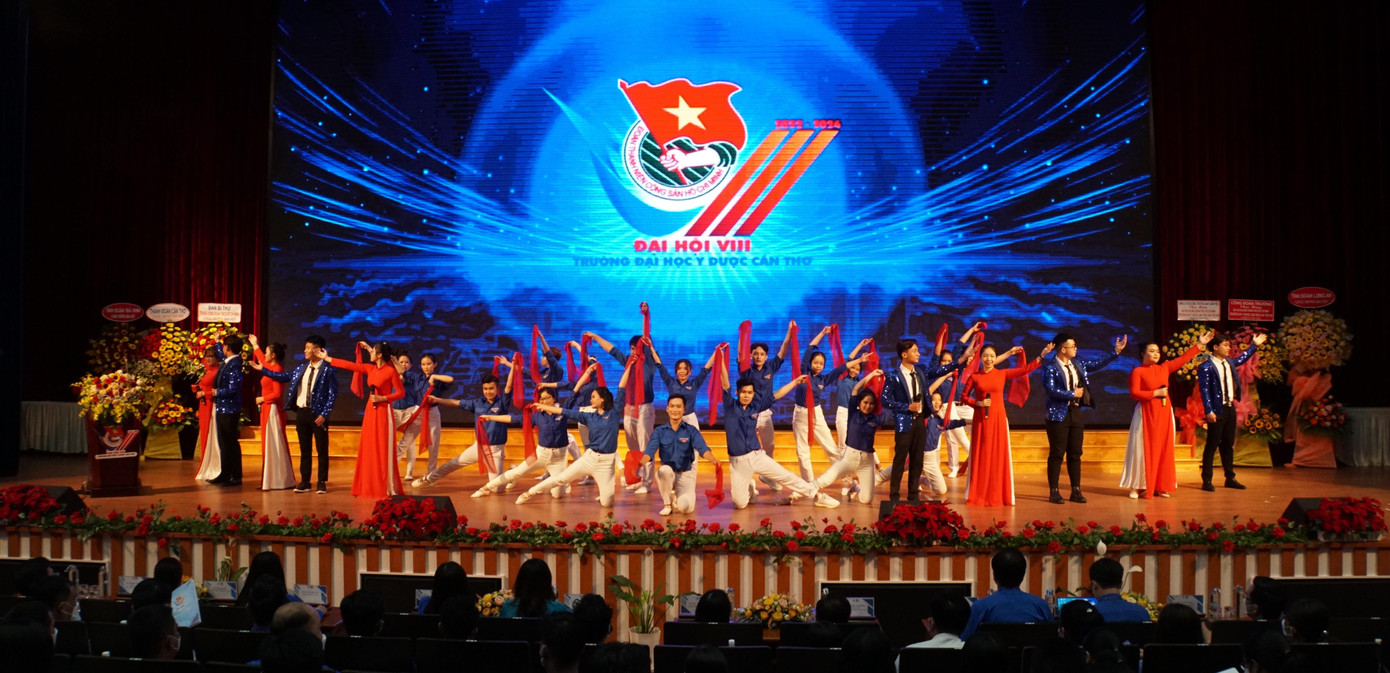 Quang cảnh đại hội