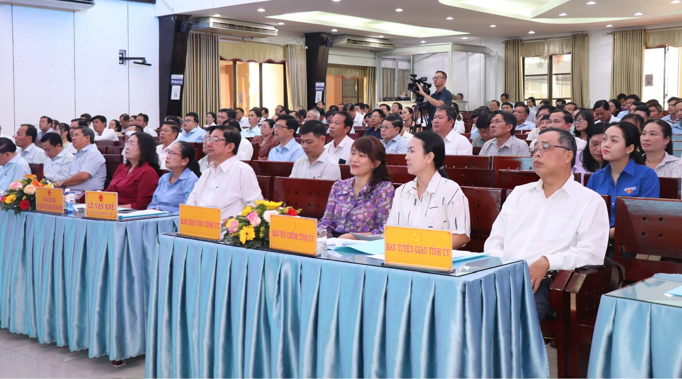 Quang cảnh hội nghị. Quang cảnh hội nghị.