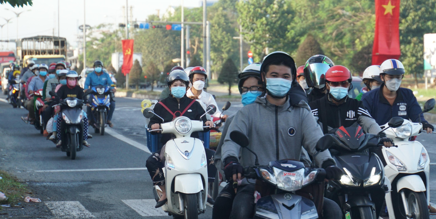 Quốc lộ 1A đông đúc sau kỳ nghỉ Tết. - Ảnh: Hòa Hội