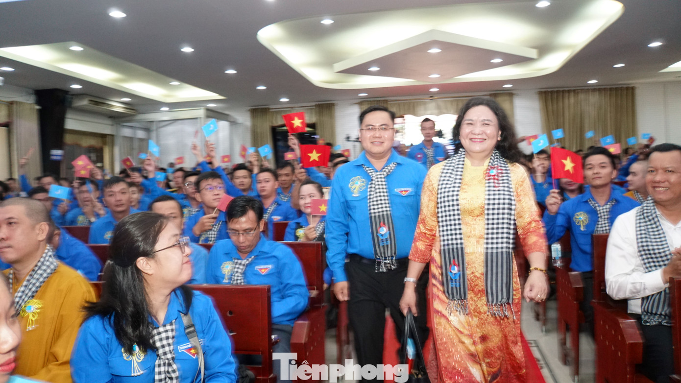 Quyền Bí thư Tỉnh ủy Bến Tre Hồ Thị Hoàng Yến tham dự đại hội. Ảnh: Hòa Hội