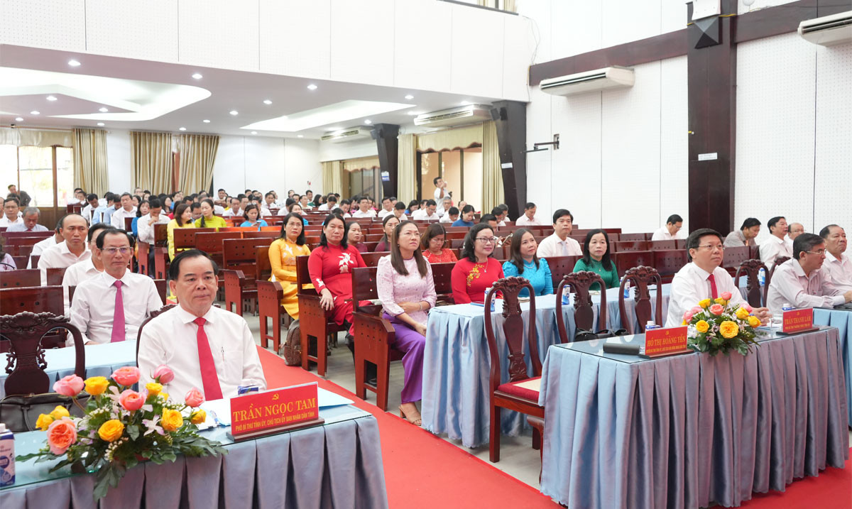 Quang cảnh đại biểu tham dự tại điểm cầu cấp tỉnh. Ảnh: Phương Thảo Quang cảnh đại biểu tham dự tại điểm cầu cấp tỉnh. Ảnh: Phương Thảo