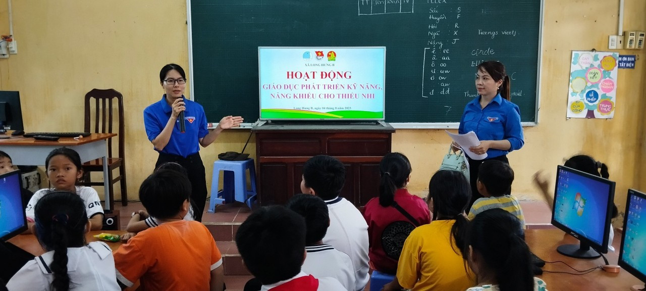 Xã đoàn Long Hưng B (Lấp Vò) tổ chức hoạt động giáo dục phát triển kỹ năng, năng khiếu cho thiếu nhi. Xã đoàn Long Hưng B (Lấp Vò) tổ chức hoạt động giáo dục phát triển kỹ năng, năng khiếu cho thiếu nhi.