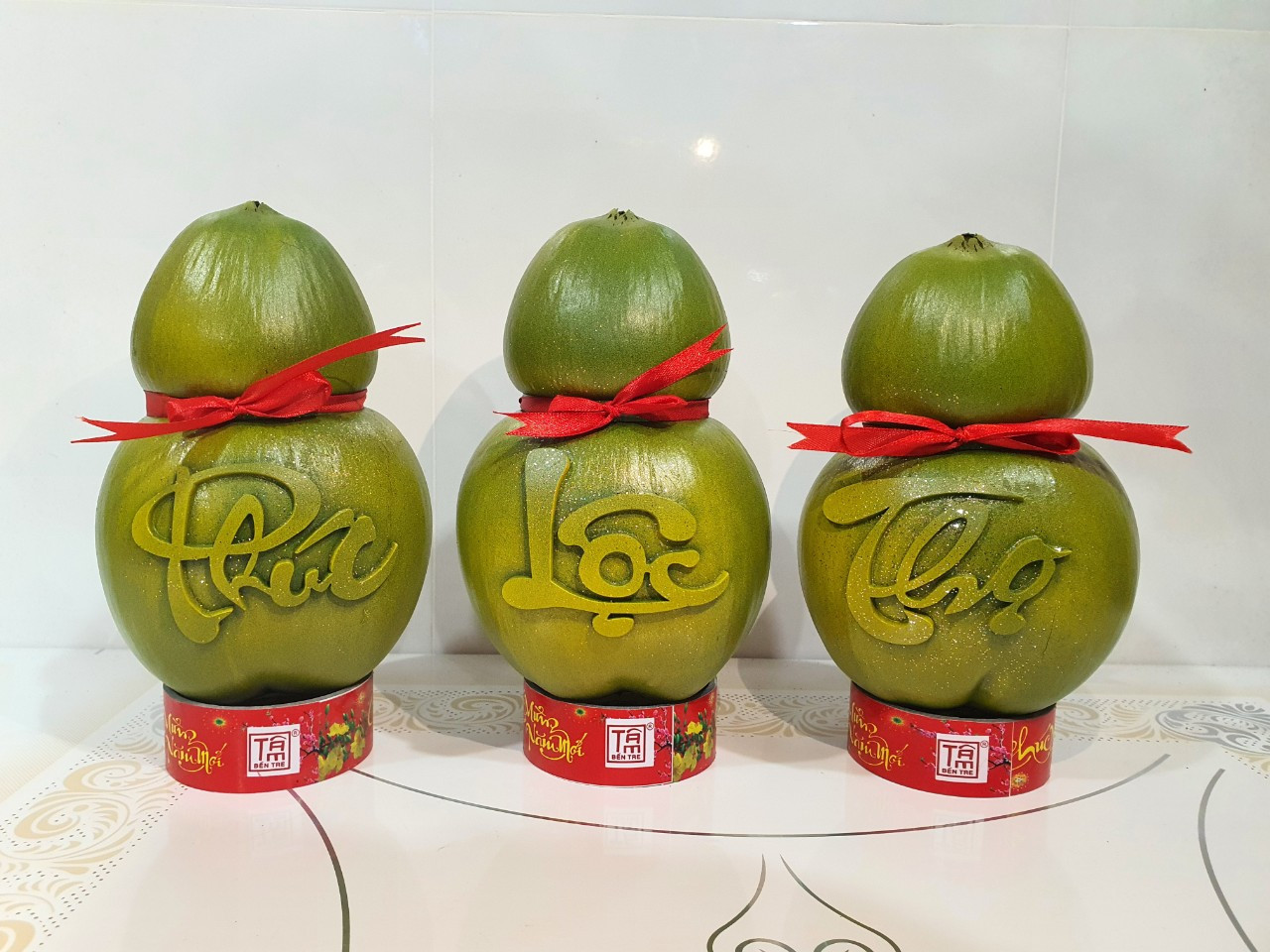 Dừa tạo hình phúc - lộc - thọ