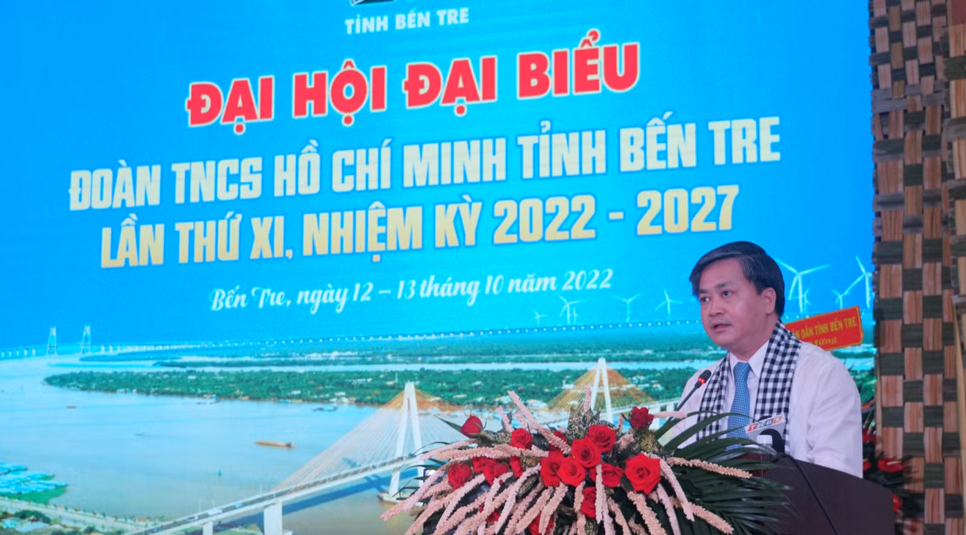 Ông Lê Đức Thọ, Bí thư Tỉnh ủy Bến Tre phát biểu. Ảnh: Hòa Hội Ông Lê Đức Thọ, Bí thư Tỉnh ủy Bến Tre phát biểu. Ảnh: Hòa Hội