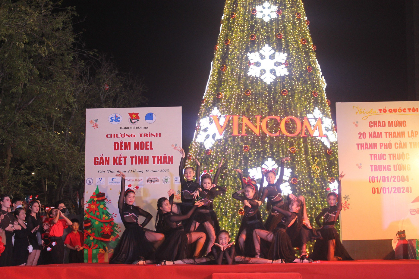 Hoạt động góp phần tô điểm thêm hình mẫu người Cần Thơ “Trí tuệ - Năng động - Nhân ái - Hào hiệp - Thanh lịch”, thiết thực chào mừng 20 năm thành lập thành phố Cần Thơ trực thuộc Trung ương (01/01/2004 – 01/01/2024)”.