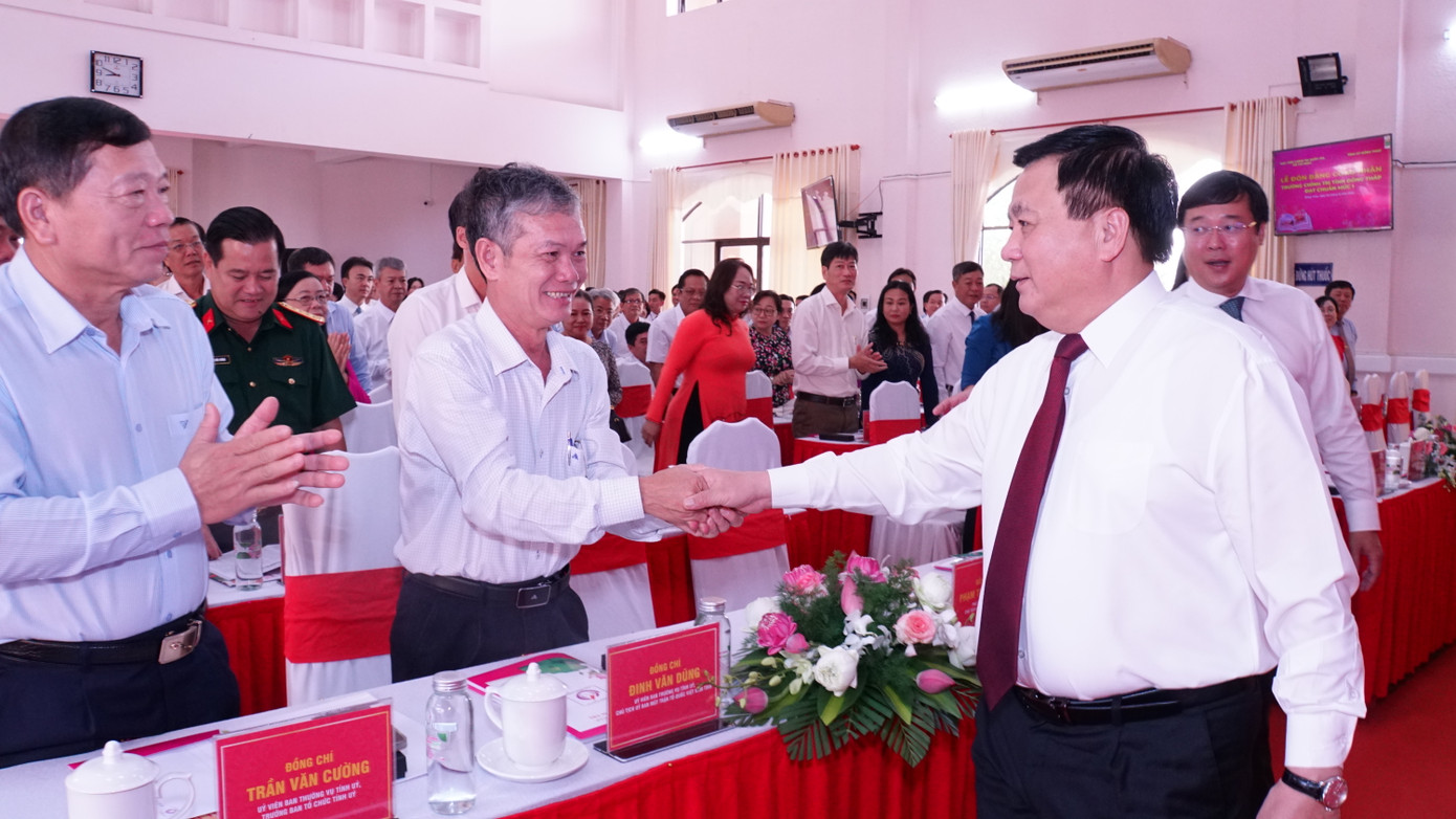 GS. TS Nguyễn Xuân Thắng - Giám đốc Học viện Chính trị quốc gia Hồ Chí Minh, Chủ tịch Hội đồng lý luận Trung ương, dự buổi lễ. Ảnh: Hòa Hội