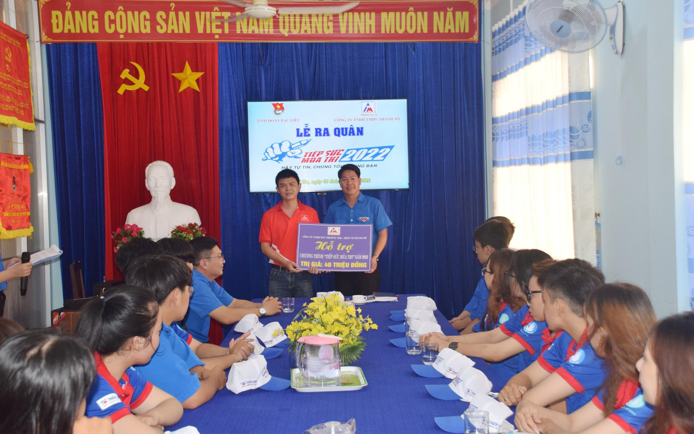 Tỉnh đoàn Bạc Liêu cùng đơn vị tài trợ hỗ trợ Tiếp sức mùa thi Tỉnh đoàn Bạc Liêu cùng đơn vị tài trợ hỗ trợ Tiếp sức mùa thi