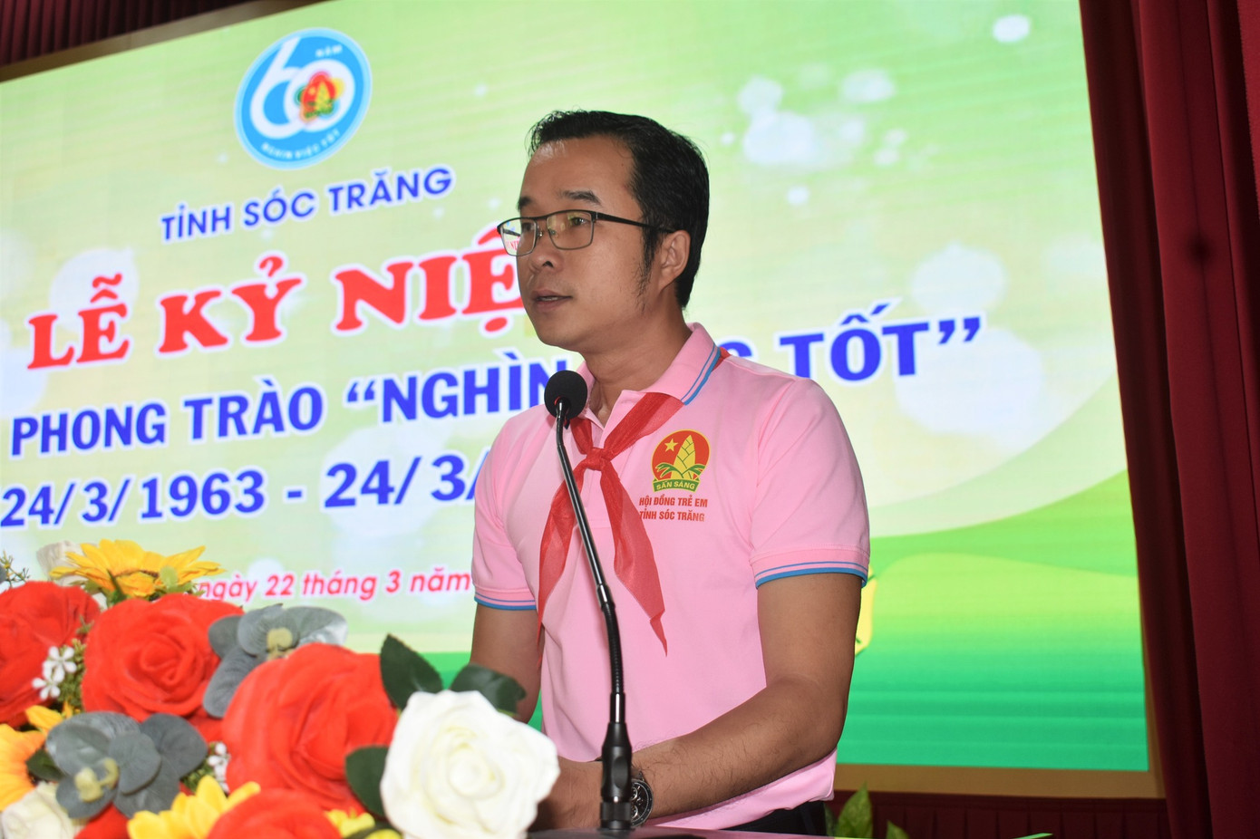 Anh Huỳnh Quốc Quy - Phó Bí thư Thường trực Tỉnh Đoàn, Chủ tịch Hội đồng Đội tỉnh Sóc Trăng phát biểu.