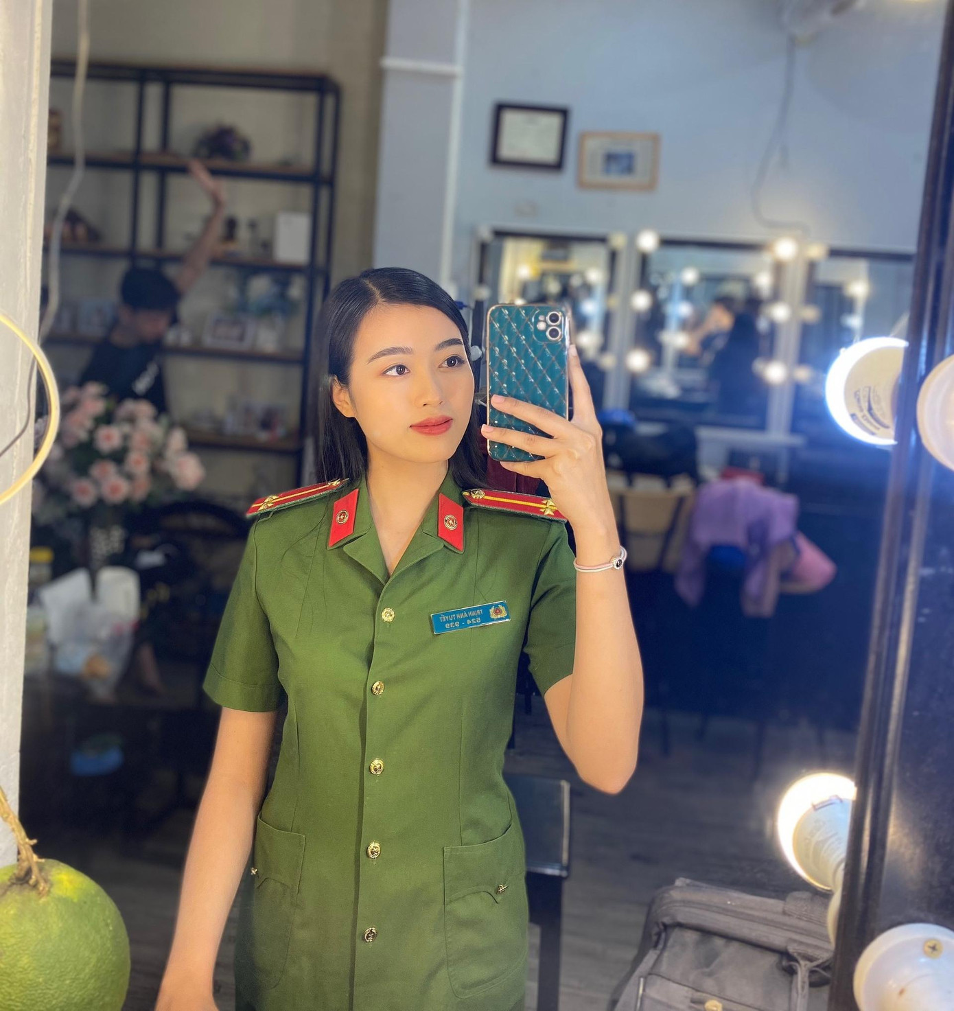 Hiện tại, Ánh Tuyết (sinh năm 1998) là một công an viên đang công tác tại Công an xã Nguyễn Phích, huyện U Minh, tỉnh Cà Mau. - Ảnh: NVCC