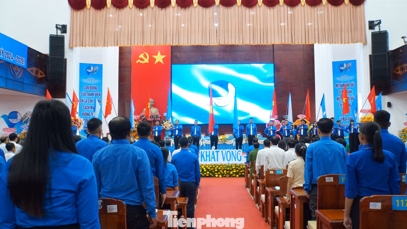 Nghi thức hát quốc ca, Hội ca. Ảnh: Hòa Hội