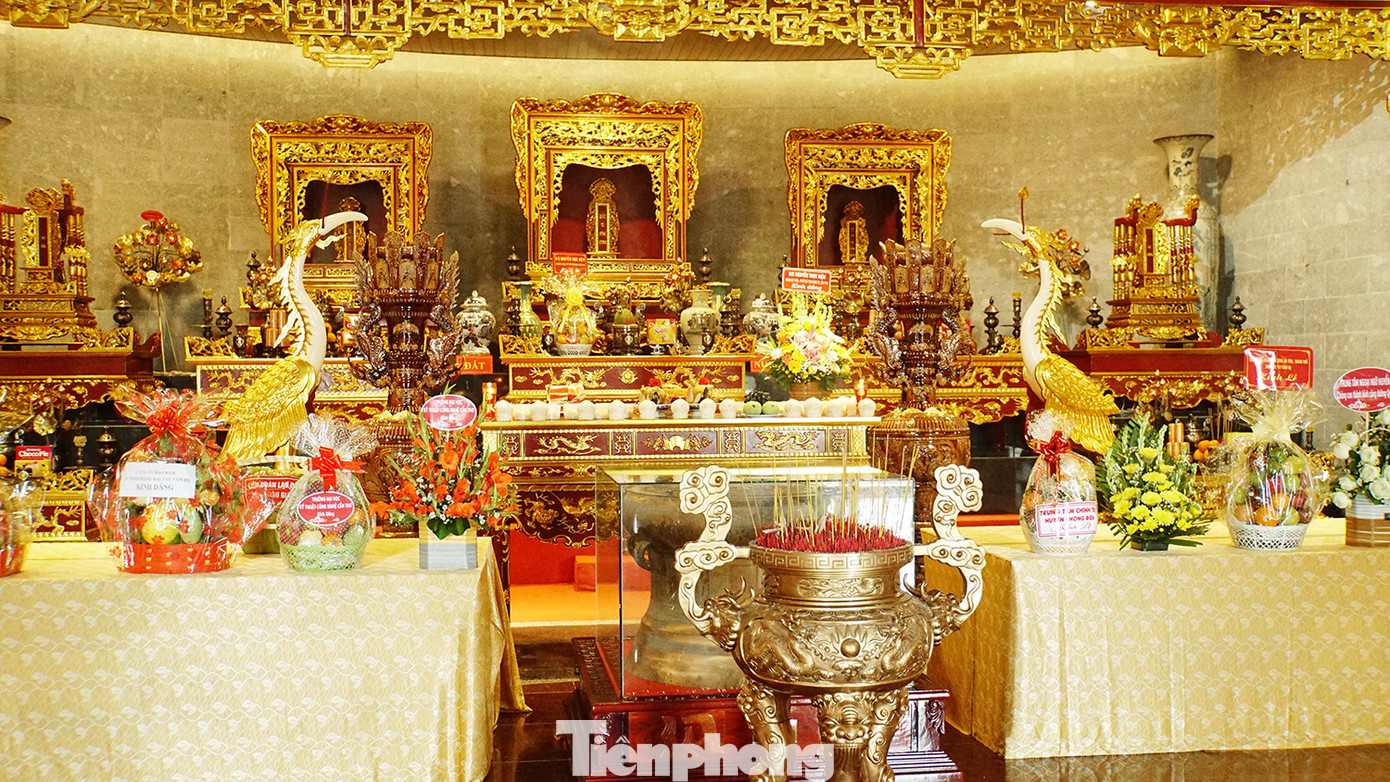 Ban thờ các Vua Hùng