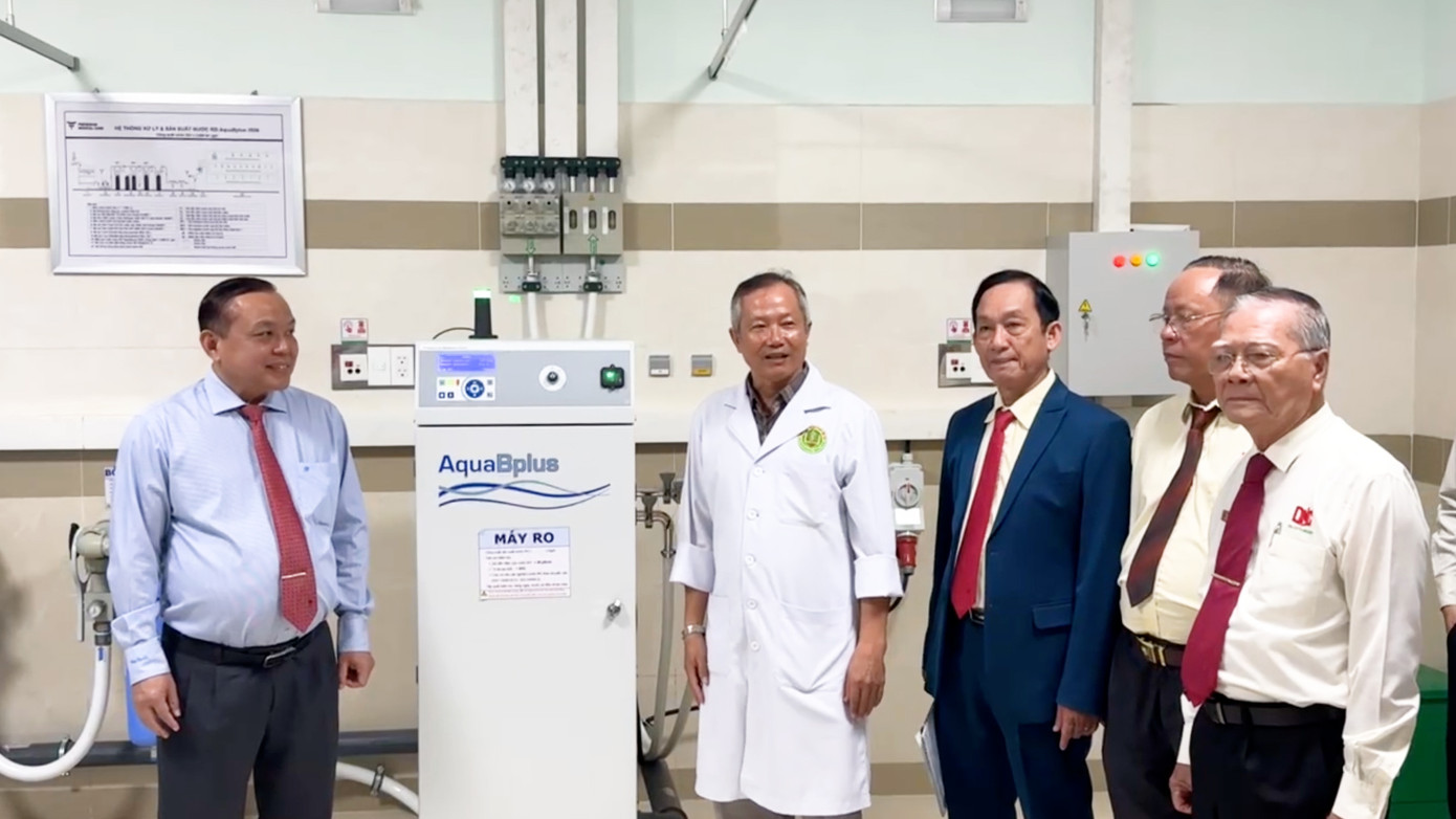 Bệnh viện Đại học Nam Cần Thơ đưa vào hoạt động đơn vị Thận nhân tạo phục vụ người dân. Bệnh viện Đại học Nam Cần Thơ đưa vào hoạt động đơn vị Thận nhân tạo phục vụ người dân.