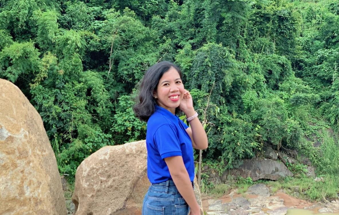 Cô Thạch Thị Ngọc Trân là giáo viên, Bí thư Đoàn Trường Phổ thông dân tộc nội trú Pi Năng Tắc, tỉnh Ninh Thuận. Cô Thạch Thị Ngọc Trân là giáo viên, Bí thư Đoàn Trường Phổ thông dân tộc nội trú Pi Năng Tắc, tỉnh Ninh Thuận.