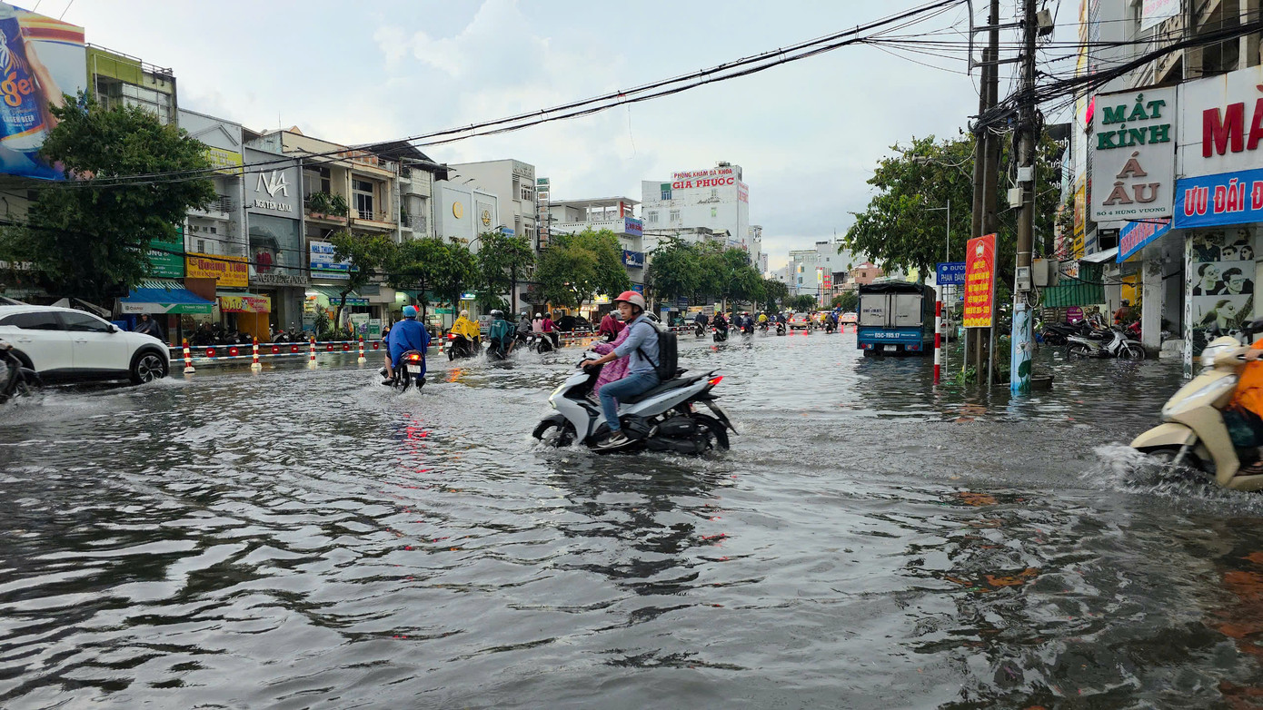 Đường Hùng Vương ở quận Ninh Kiều.