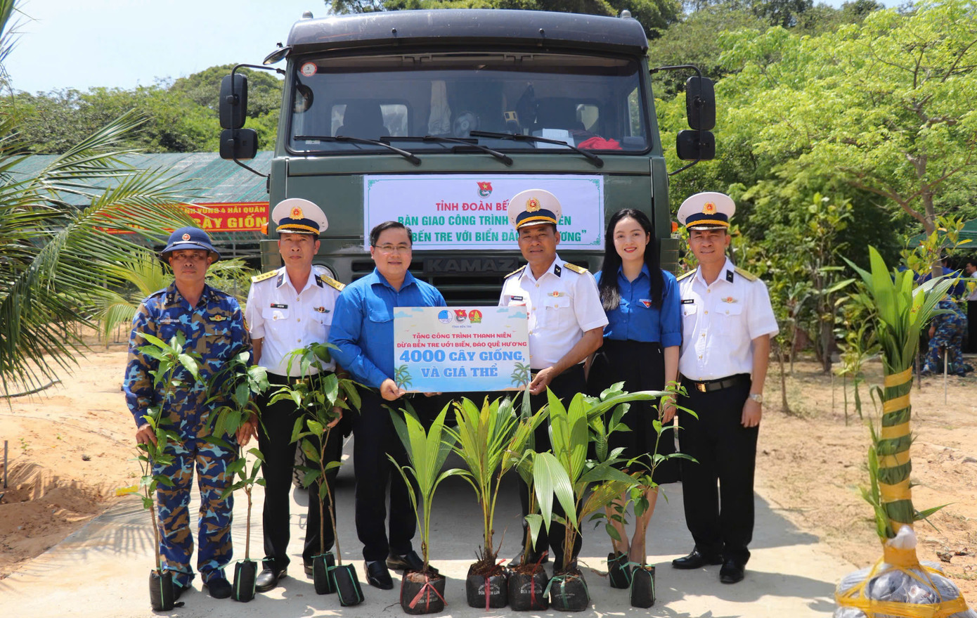 Dừa Bến Tre đến Trường Sa ảnh 2 Dừa Bến Tre đến Trường Sa ảnh 2