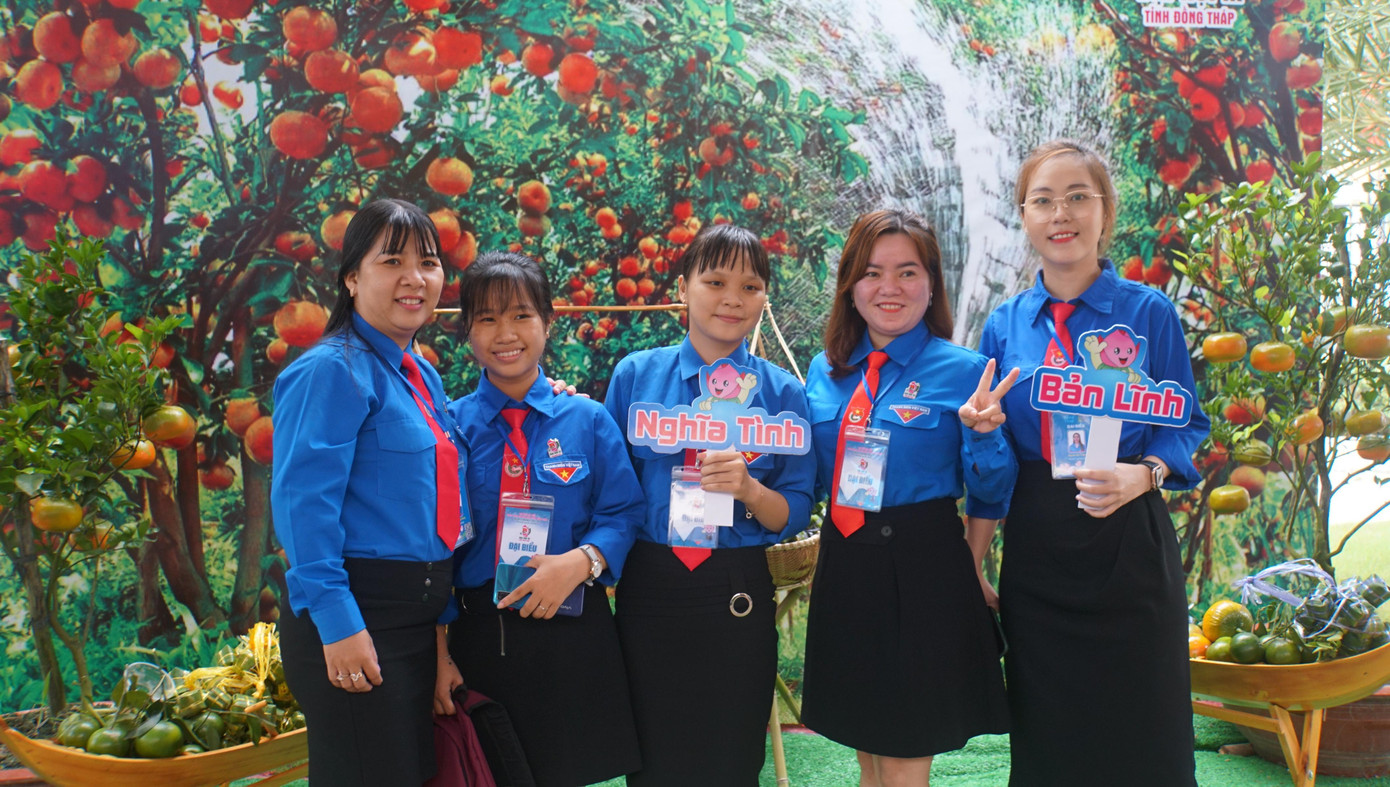 Vườn quýt hồng nổi tiếng của huyện Lai Vung. Ảnh: Hòa Hội