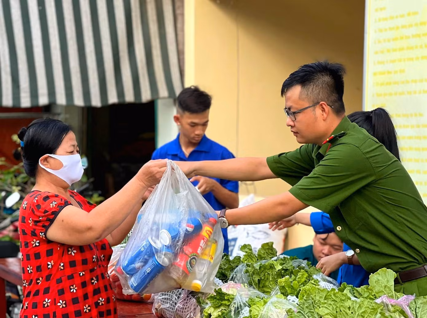Các hoạt động tình nguyện Tháng Thanh niên trên địa bàn tỉnh Đồng Tháp thu hút đông đảo thanh niên với hơn 58.500 lượt đoàn viên, thanh niên tham gia.
