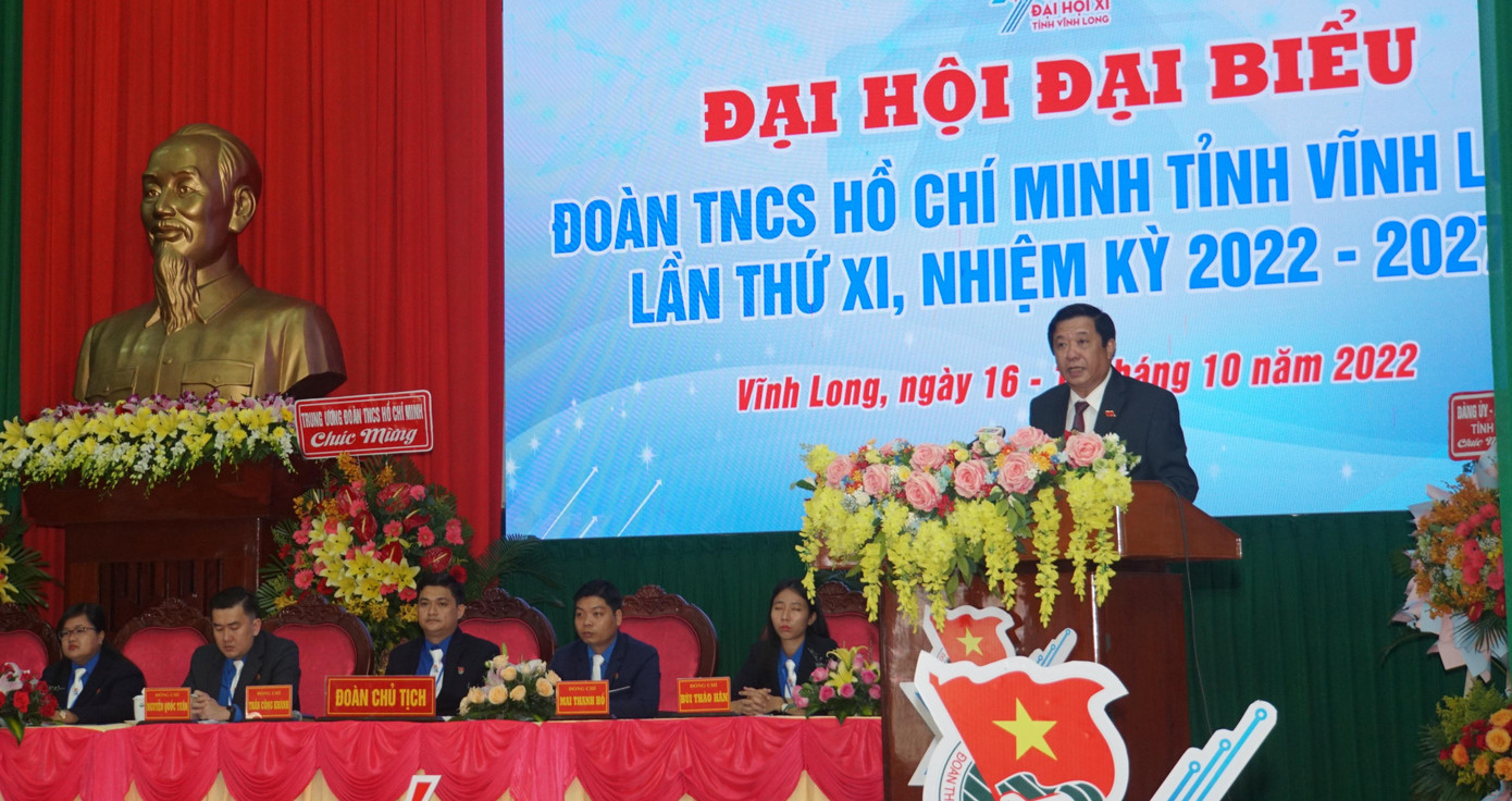Ông Bùi Văn Nghiêm, Bí thư Tỉnh ủy Vĩnh Long phát biểu. Ảnh: Hòa Hội Ông Bùi Văn Nghiêm, Bí thư Tỉnh ủy Vĩnh Long phát biểu. Ảnh: Hòa Hội