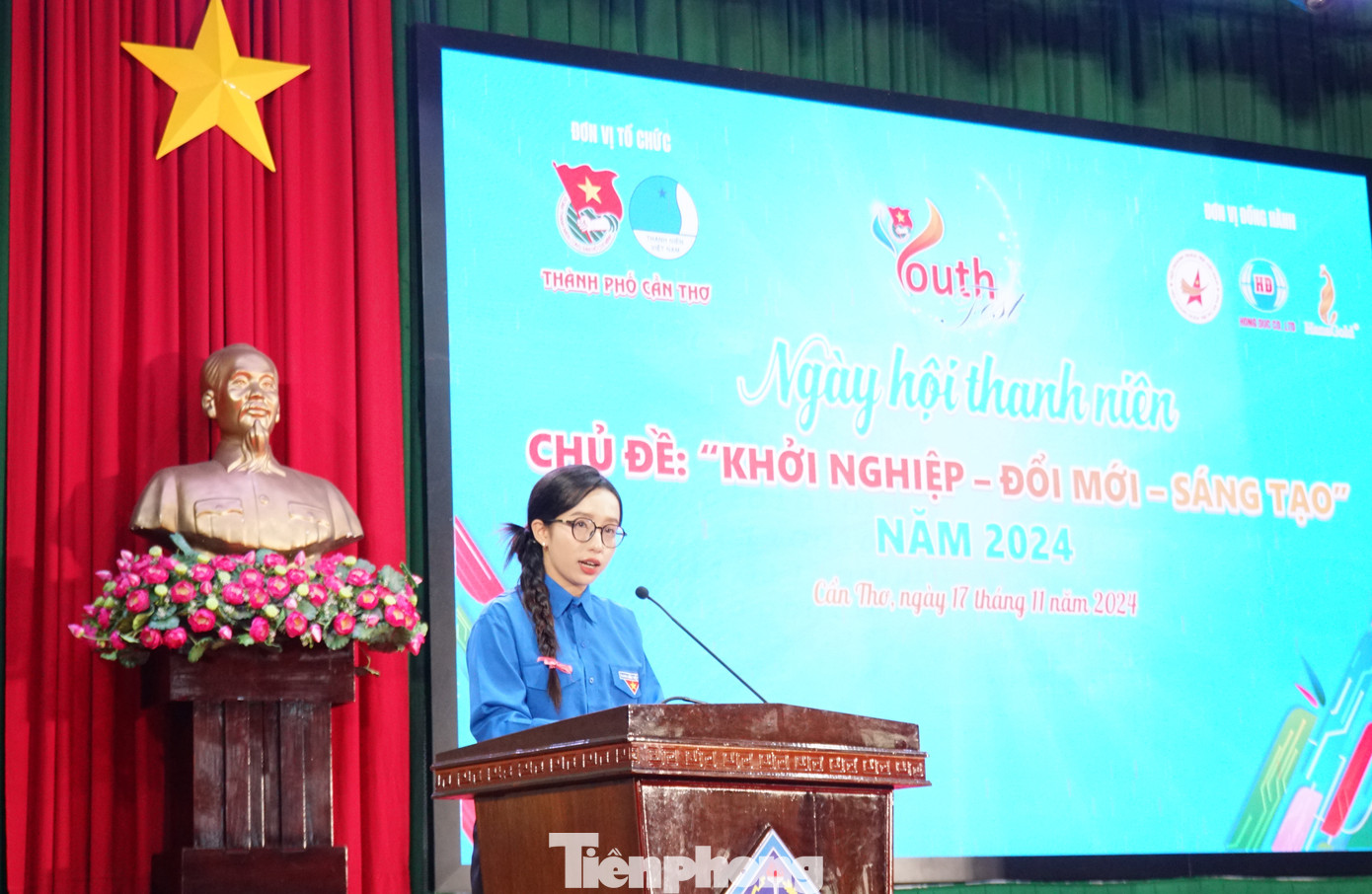 Bạn Lý Ngọc Gia An, học sinh trường THPT Phan Văn Trị (Phong Điền, TP Cần Thơ) phát biểu. Ảnh: Hòa Hội Bạn Lý Ngọc Gia An, học sinh trường THPT Phan Văn Trị (Phong Điền, TP Cần Thơ) phát biểu. Ảnh: Hòa Hội