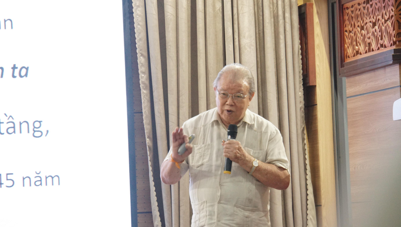 GS Võ Tòng Xuân phát biểu (ảnh: Hòa Hội). GS Võ Tòng Xuân phát biểu (ảnh: Hòa Hội).