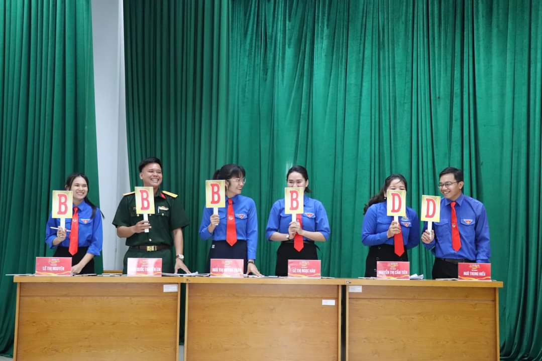 Các thí sinh tranh tài tại cuộc thi.