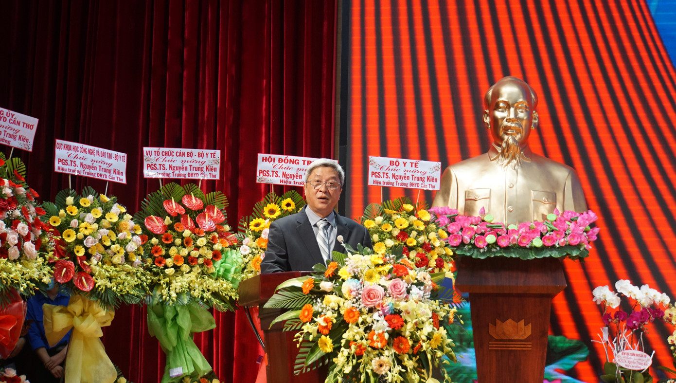 PGS.TS Nguyễn Trường Sơn, Thứ trưởng Bộ Y tế phát biểu PGS.TS Nguyễn Trường Sơn, Thứ trưởng Bộ Y tế phát biểu