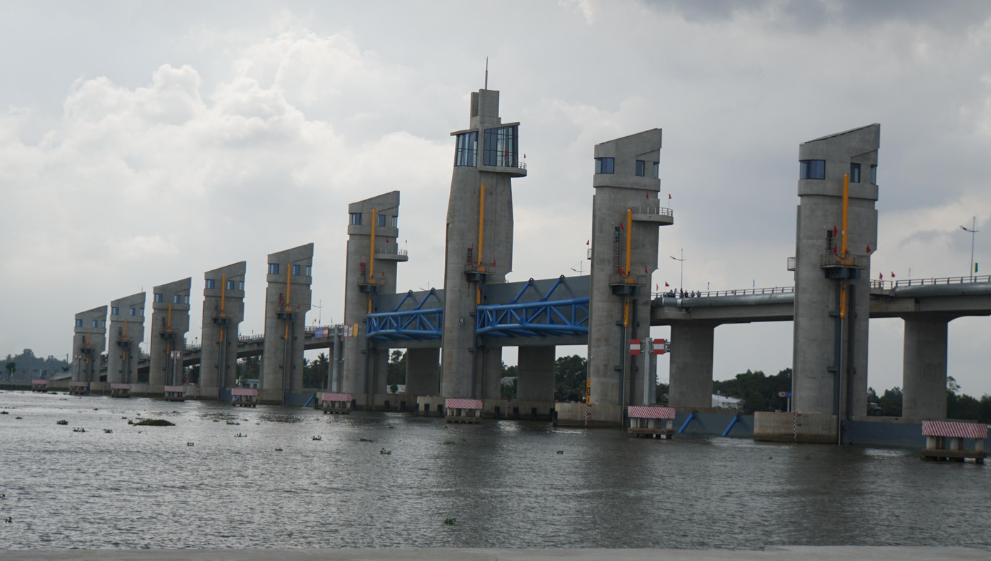 Cống Cái Lớn - Cái Bé chính thức đi vào hoạt động. - Ảnh: Hòa Hội