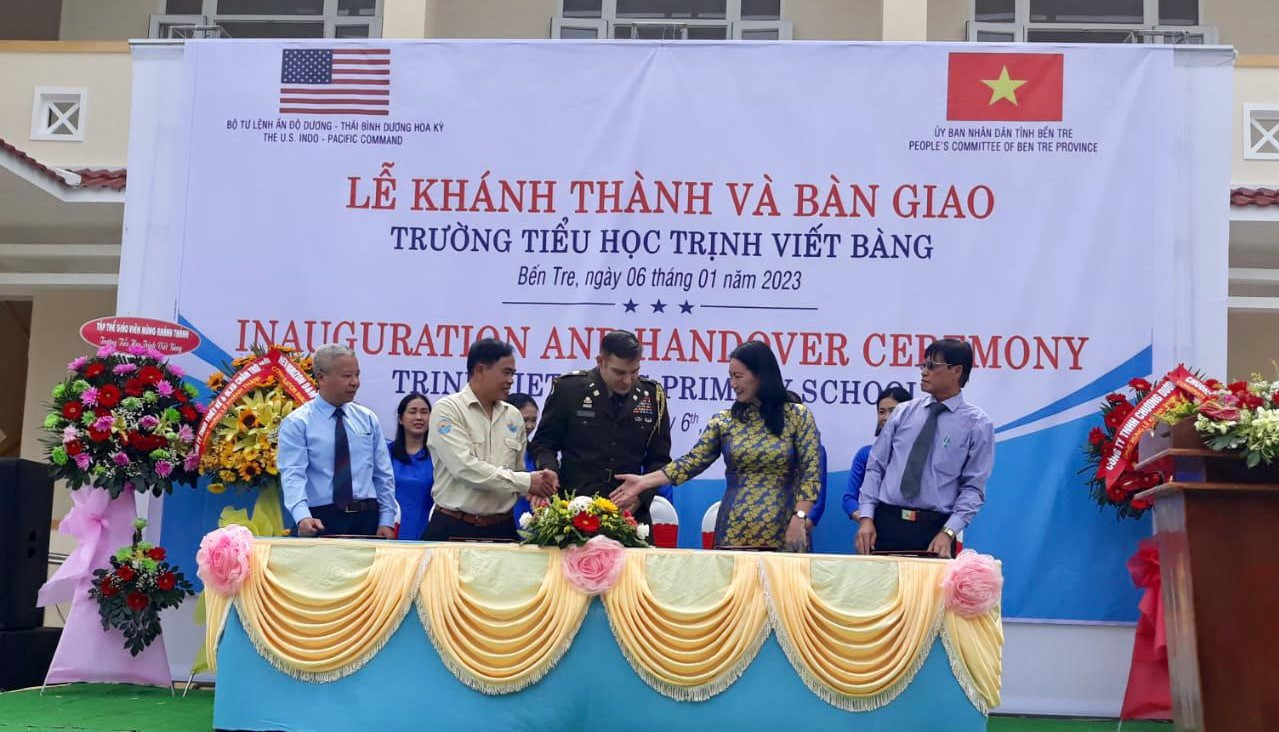 Lễ khánh thành và bàn giao trường tiểu học Trịnh Viết Bàng.