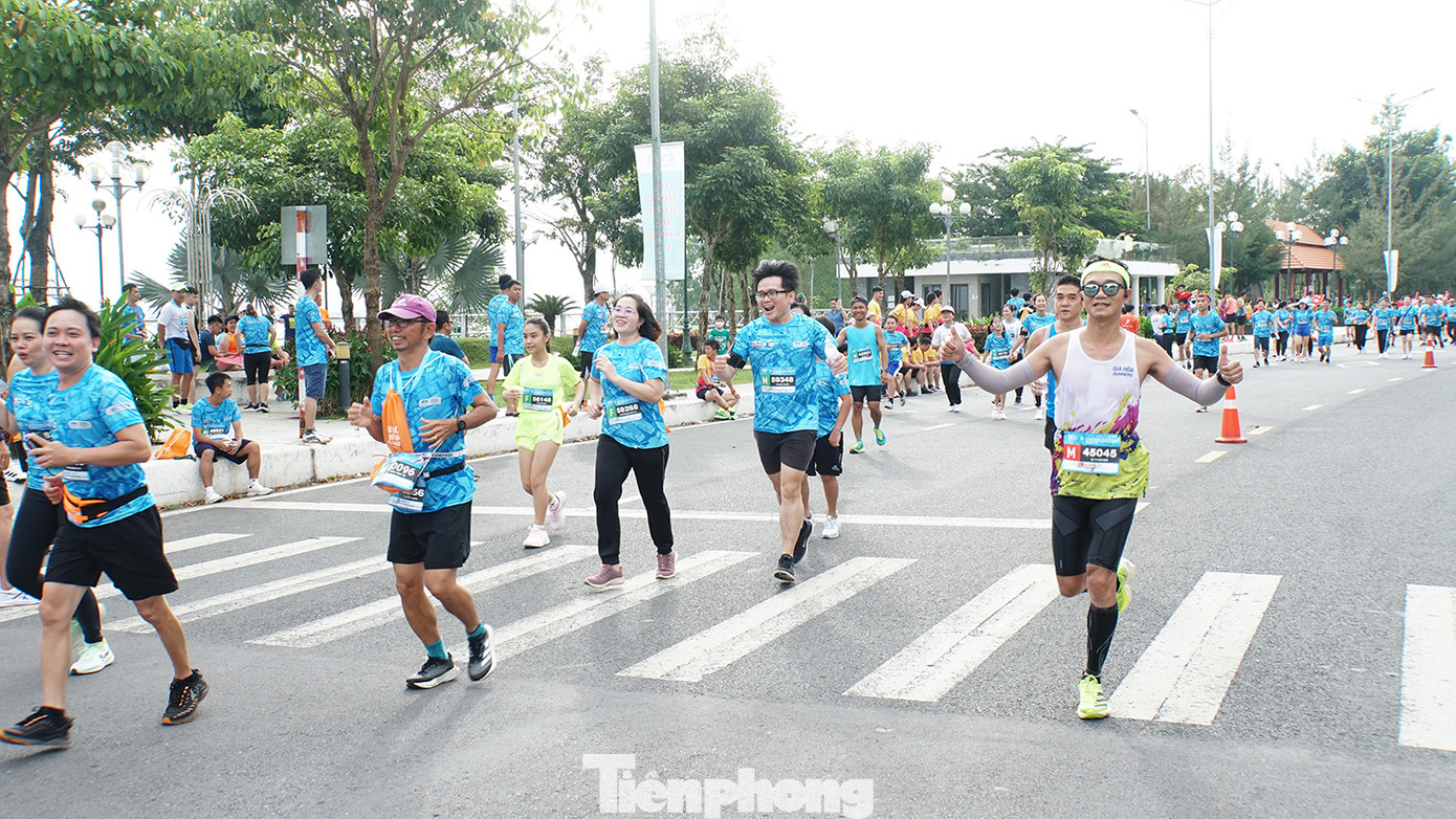 Giải Marathon Quốc tế Di Sản Cần Thơ 2023 có 4 cự ly thi đấu: 5 km, 10 km, bán Marathon (21 km) và full Marathon (42,195 km). Ảnh: Hòa Hội