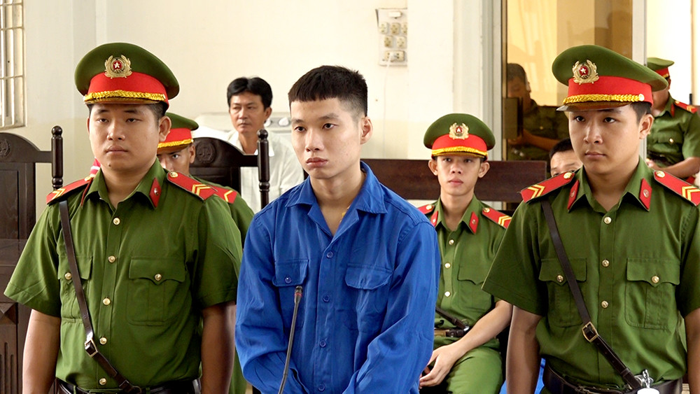 Bị cáo Nguyễn Thanh Linh tại tòa.