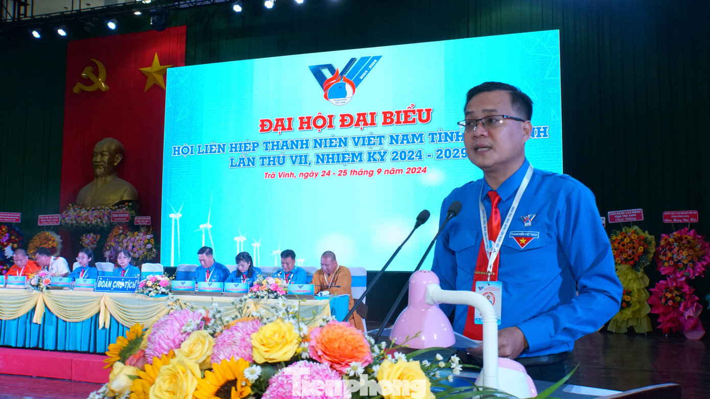 Anh Nguyễn Thanh Nhã, Chủ tịch Hội LHTN Việt Nam tỉnh Trà Vinh khóa 6 phát biểu khai mạc đại hội. Ảnh: Hòa Hội