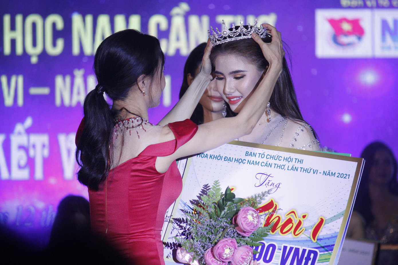 Sau khi đạt danh hiệu Á khôi, Tường Vi xúc động, gửi lời cảm ơn sâu sắc đến gia đình, bạn bè và đặc biệt là mẹ - người đã ủng hộ đồng hành cùng cô trong suốt cuộc thi. Á khôi chia sẻ rất vui và hạnh phúc khi đã chạm tay đến ngôi vị Á khôi 1 và sau cuộc thi hứa sẽ cố gắng phấn đấu cho việc học tập để hoàn thành tốt 4 năm đại học, đồng thời tích cực tham gia các hoạt động Đoàn, Hội do trường tổ chức. Bên cạnh đó, cô cũng đang tích cực tập luyện thêm về kỹ năng, hình thể và ngoại hình nhằm có dự định sẽ thử sức mình với các cuộc thi nhan sắc cấp quốc gia.