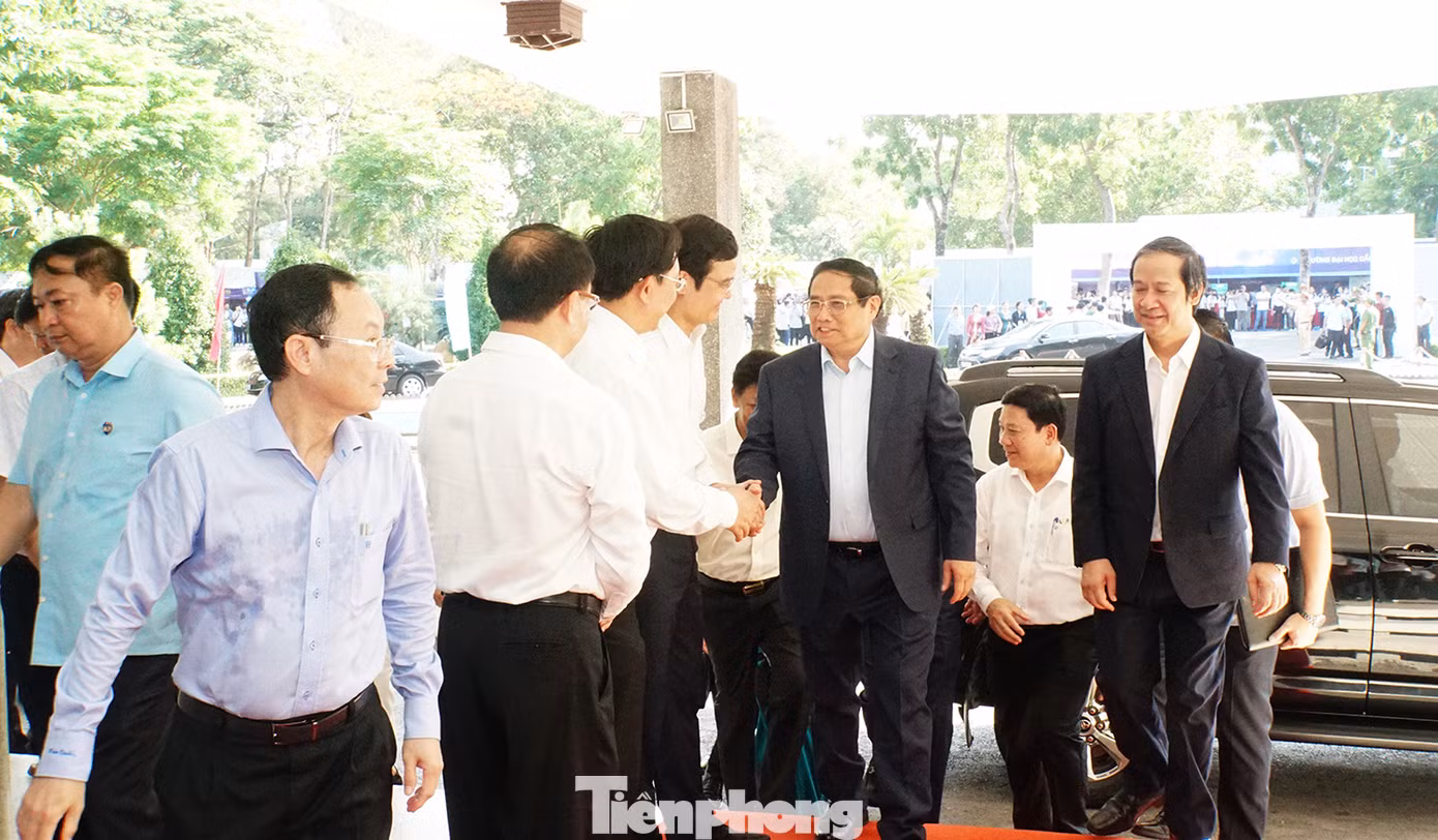 Sáng 12/5, tại Trường Đại học Cần Thơ, Thủ tướng Chính phủ Phạm Minh Chính dự và phát biểu tại Lễ khai mạc Ngày hội Khởi nghiệp Quốc gia của học sinh, sinh viên lần thứ VI năm 2024. Ảnh: Hòa Hội