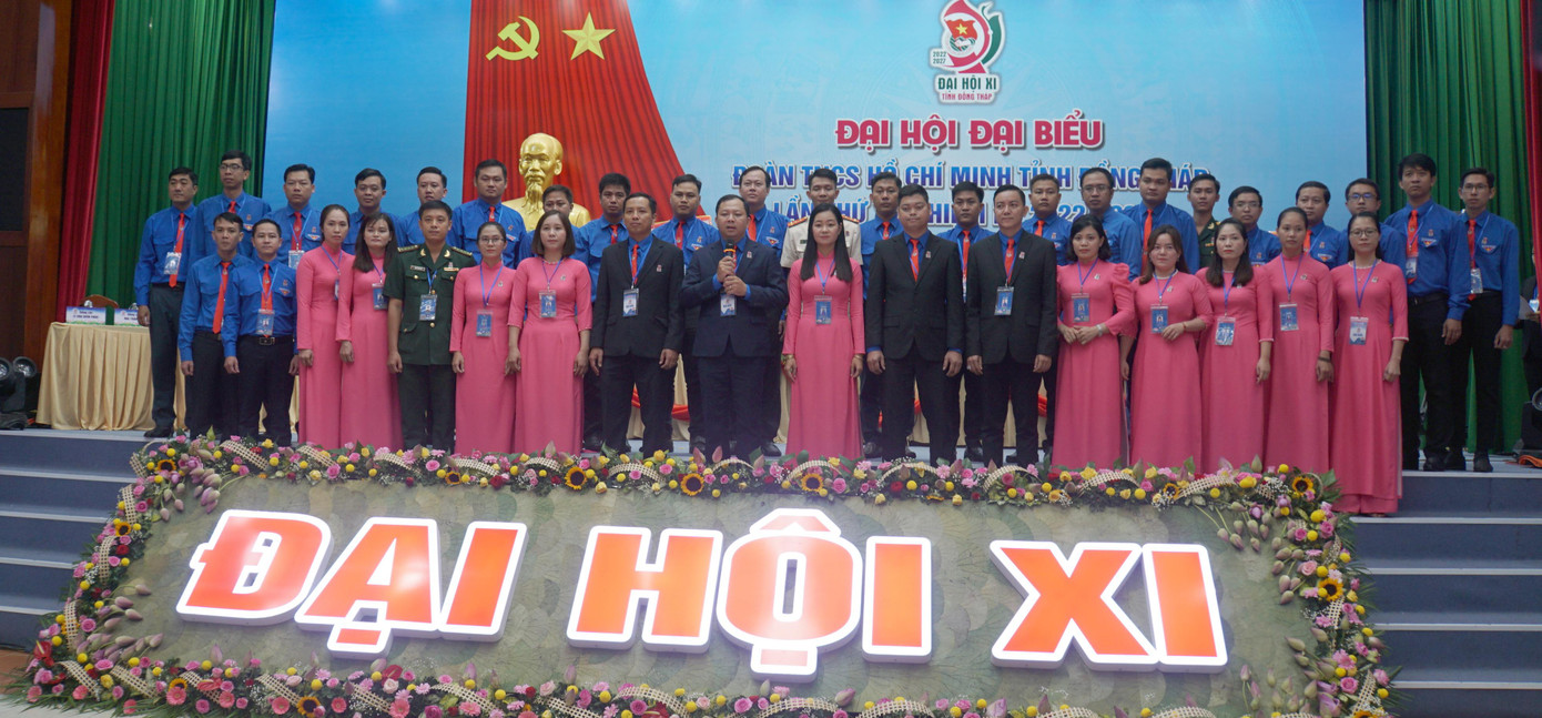 Ban Chấp hành Tỉnh Đoàn Đồng Tháp nhiệm kỳ 2022 - 2027 ra mắt Đại hội
